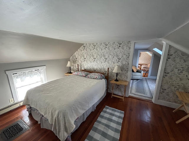 41 Grove Street, Belfast, ME, 04915