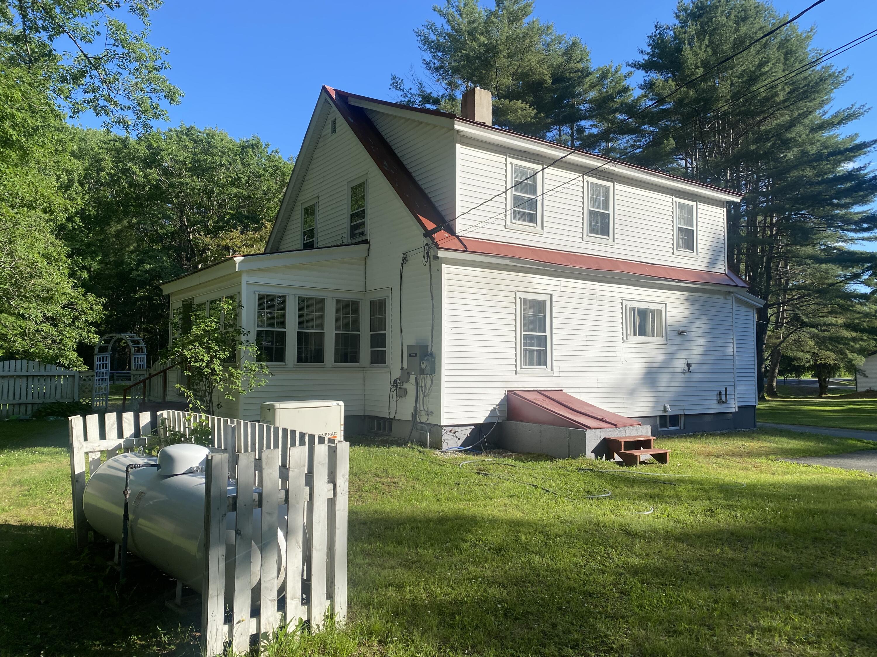 316 Canaan Road, Skowhegan, ME 04976 38 Outside