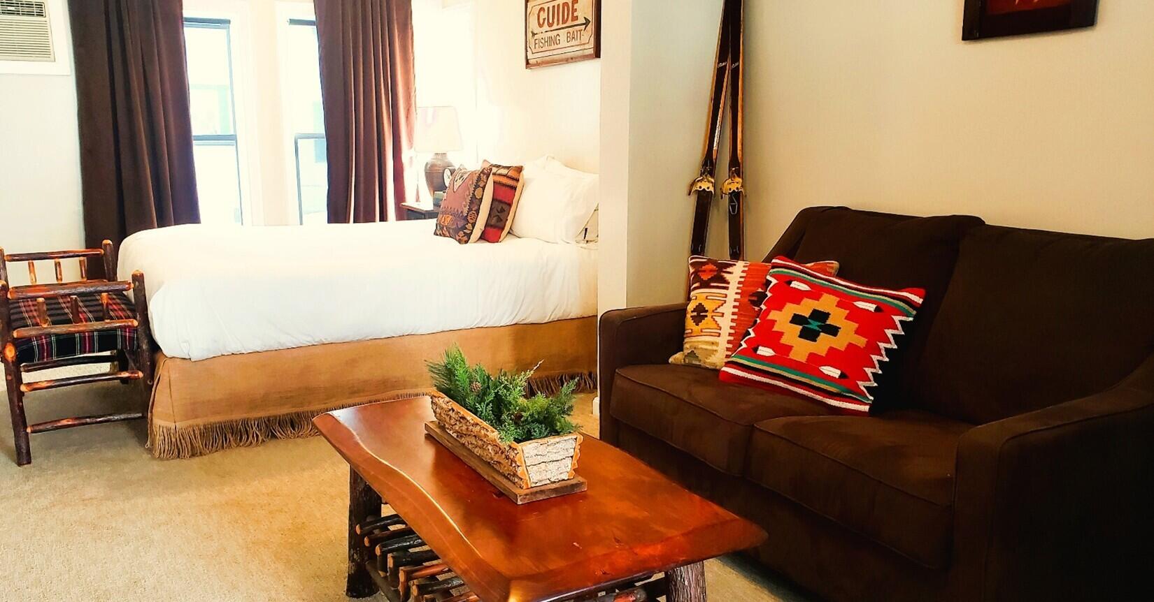 157 Main Street, Belgrade, ME, 04917