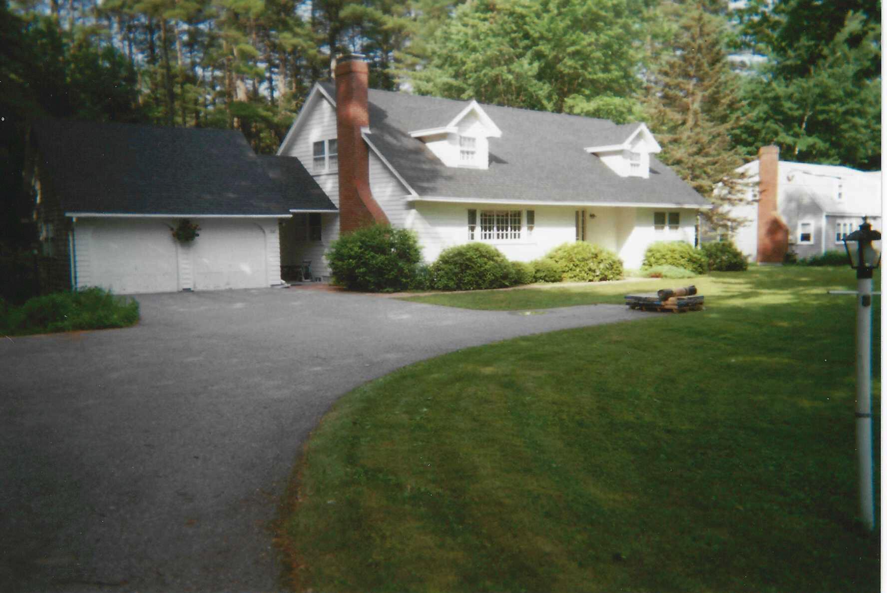 207 N High Street, Bridgton, ME, 04009