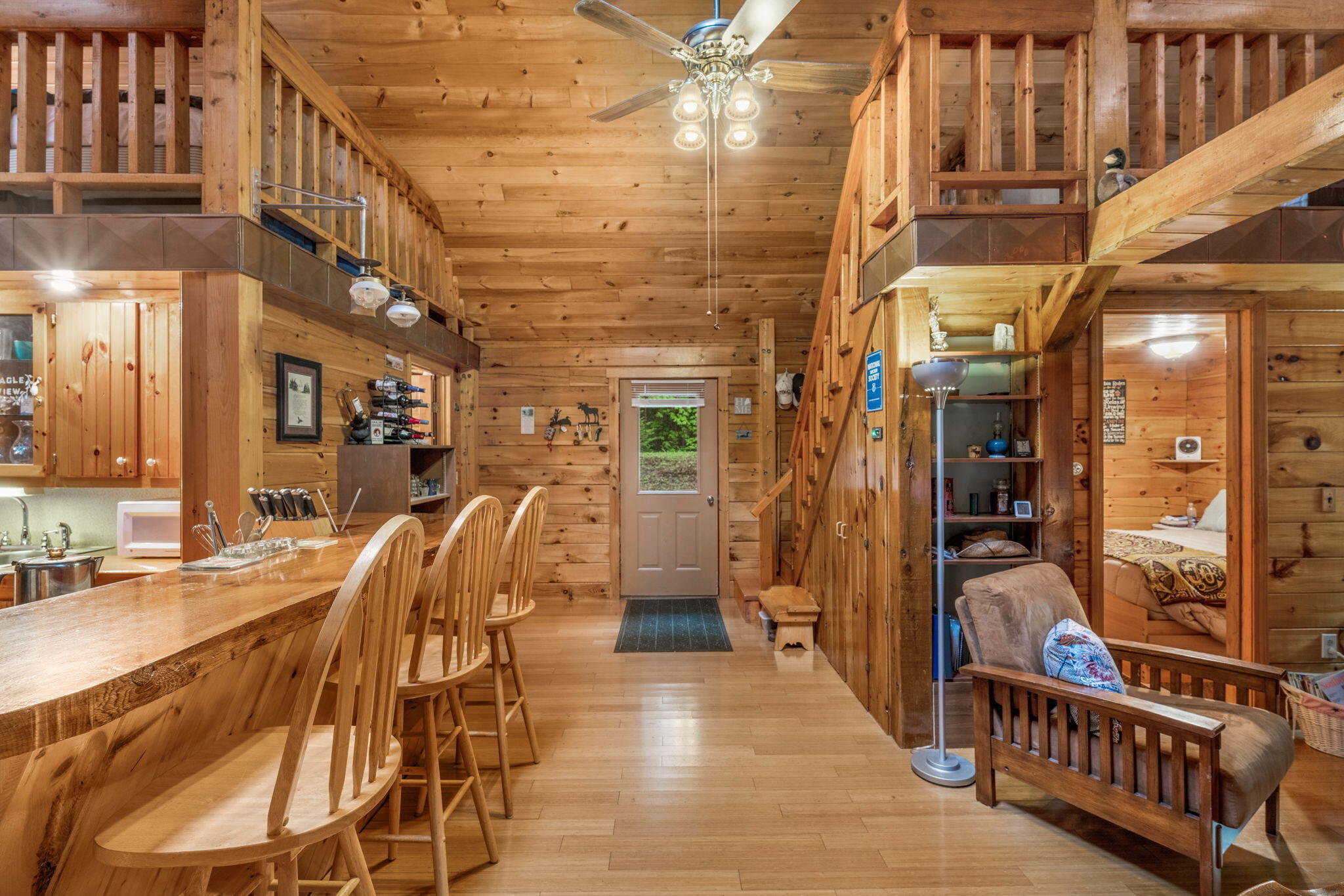 15-web-or-mls-687-e-madasgascal-pond-rd