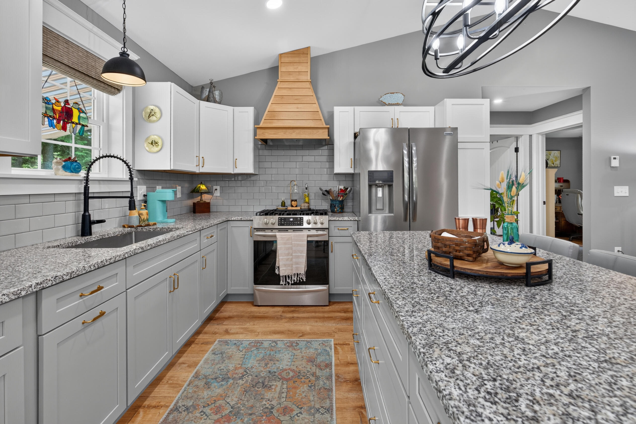 520 Bog Road, Hermon, ME 04401 Granite countertops