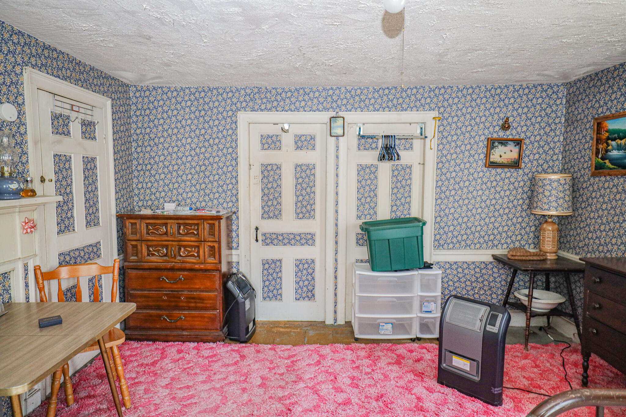 19 Knox Road, Peru, ME, 04290