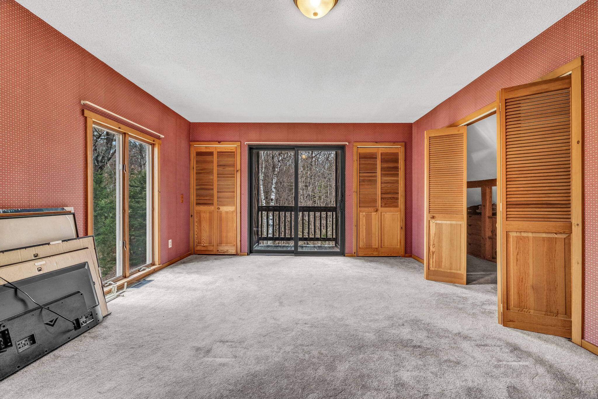 79 Auburn Road, Peru, ME, 04290