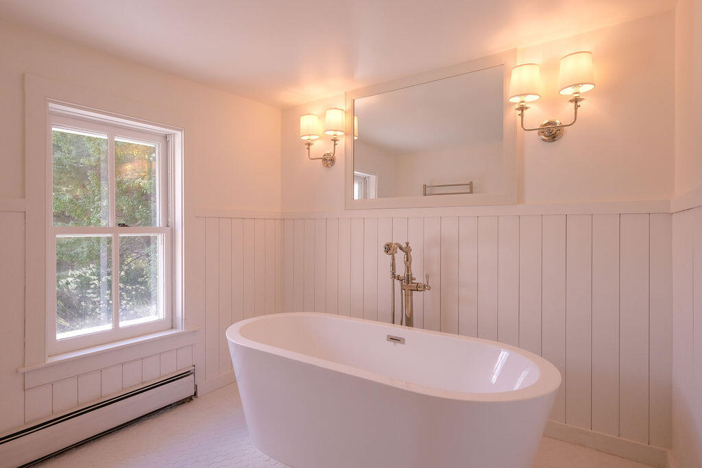 565 Bagaduce Road, Brooksville, ME, 04617