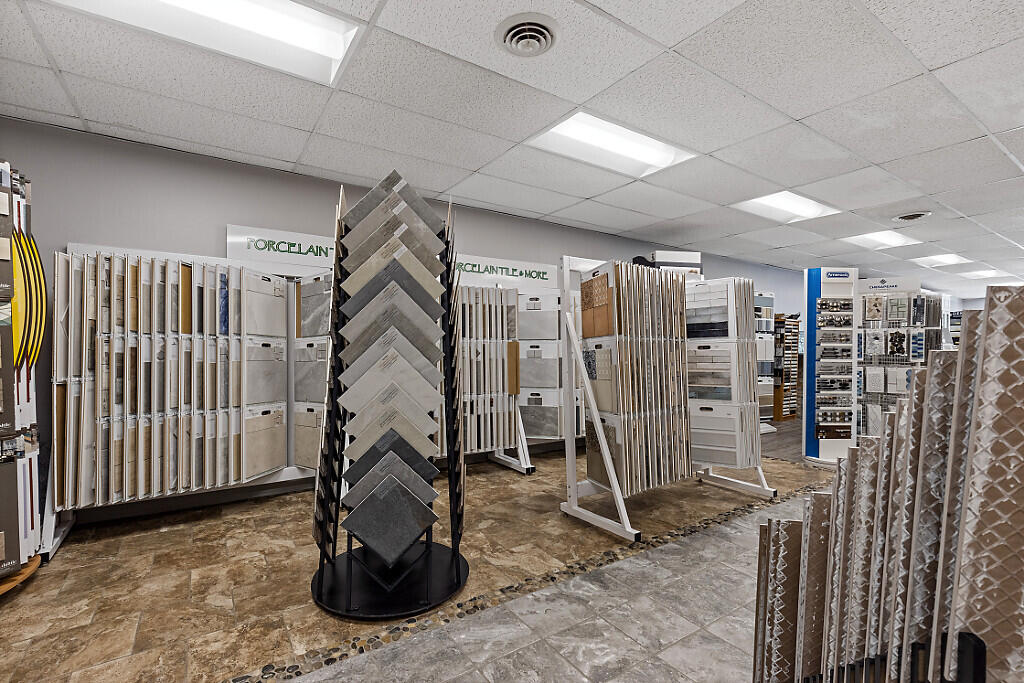 413 Wilton Road, Farmington, ME, 04938