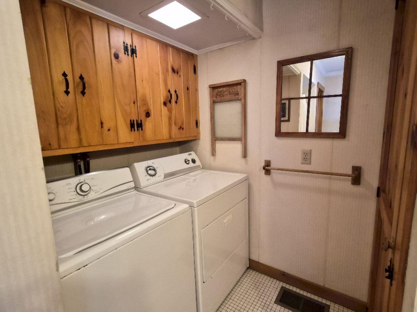 579 Federal Row, Industry, ME, 04938