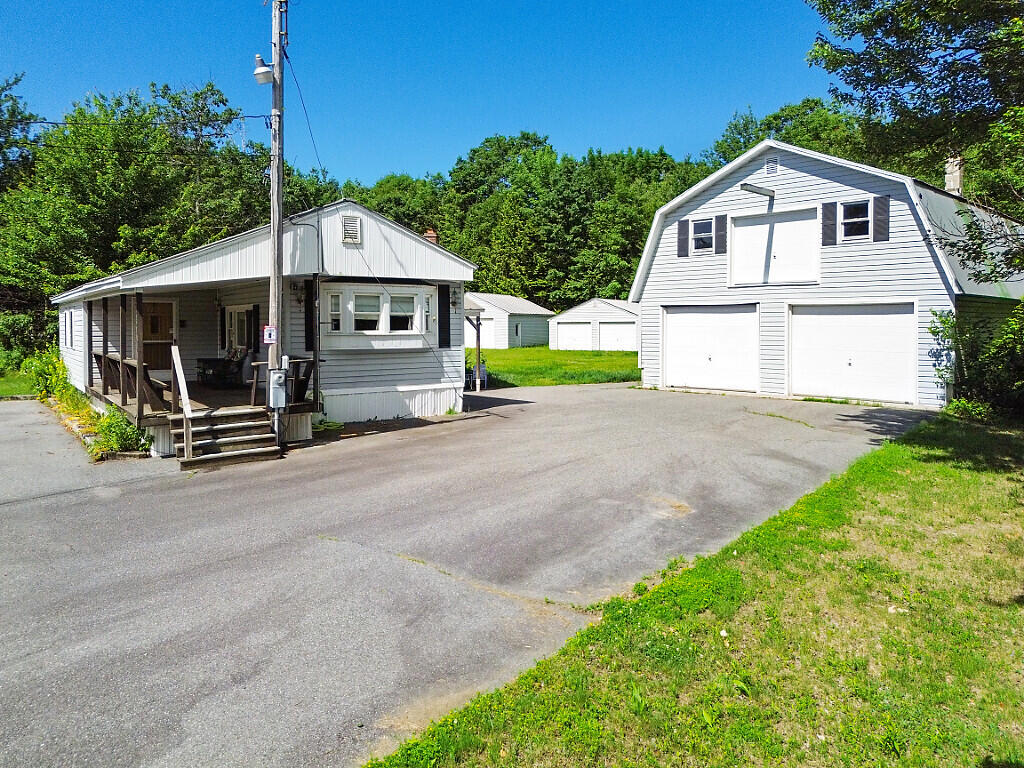 1650 N Belfast Avenue, Vassalboro, ME 04989 1