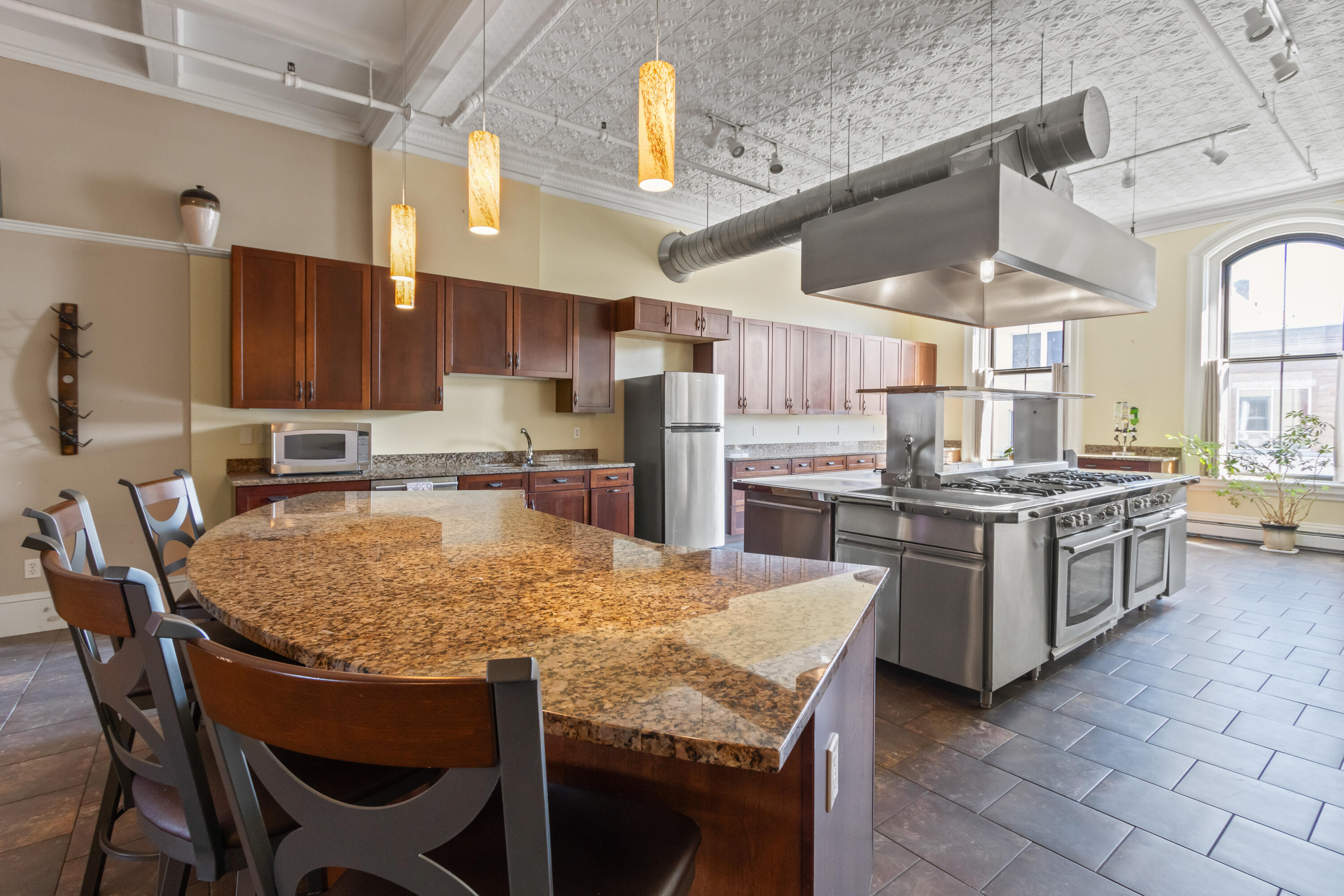 49 Lisbon Street UNIT 2, Lewiston, ME, 04240