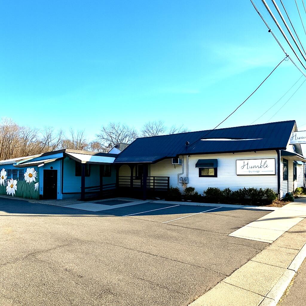 Photo of 518 Main Street Brewer ME 04412