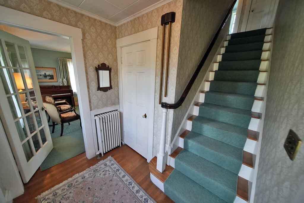 33 Pleasant Street, Houlton, ME, 04730