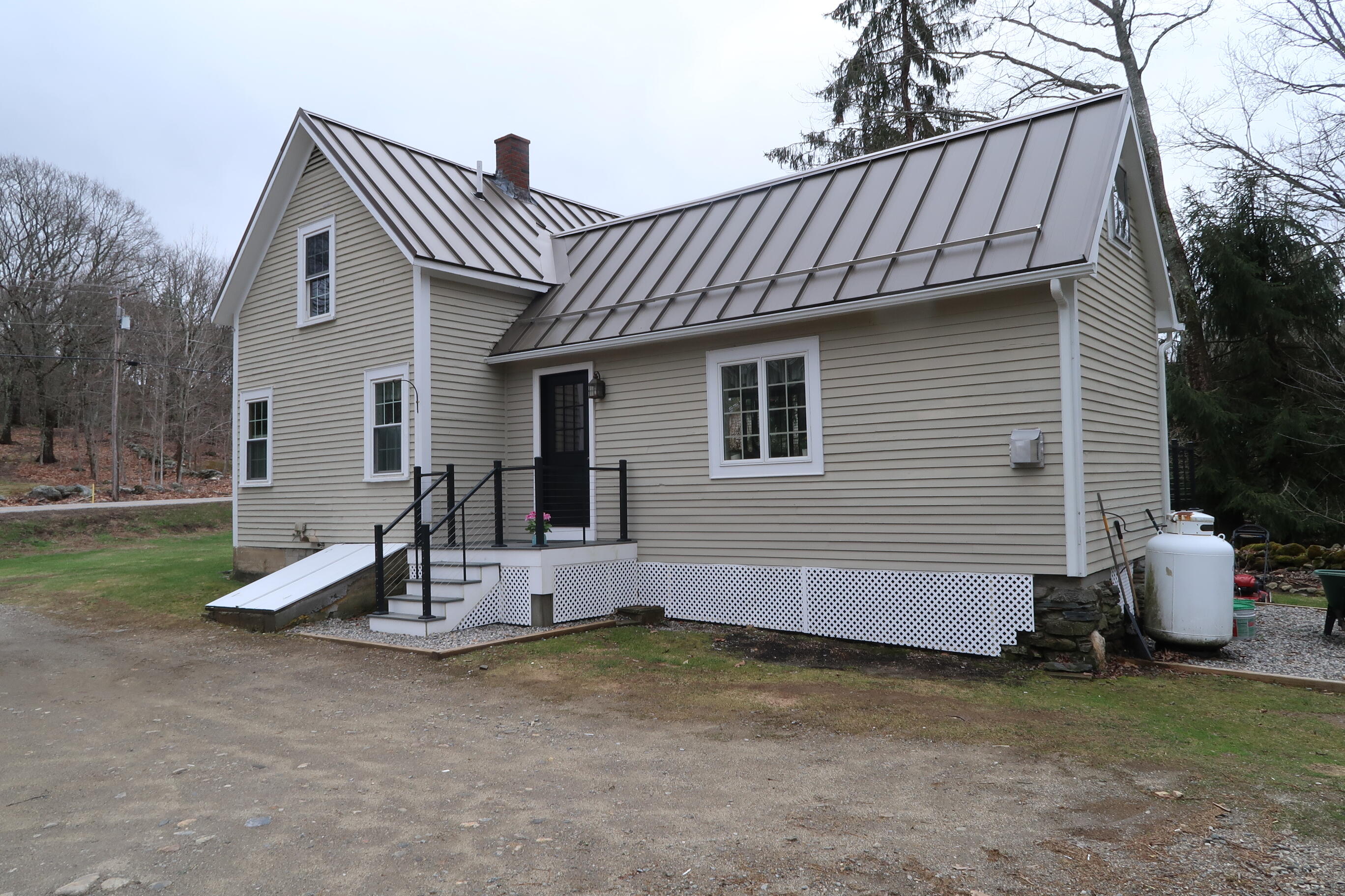 55 Mcnelly Road, Island Falls, ME, 04747