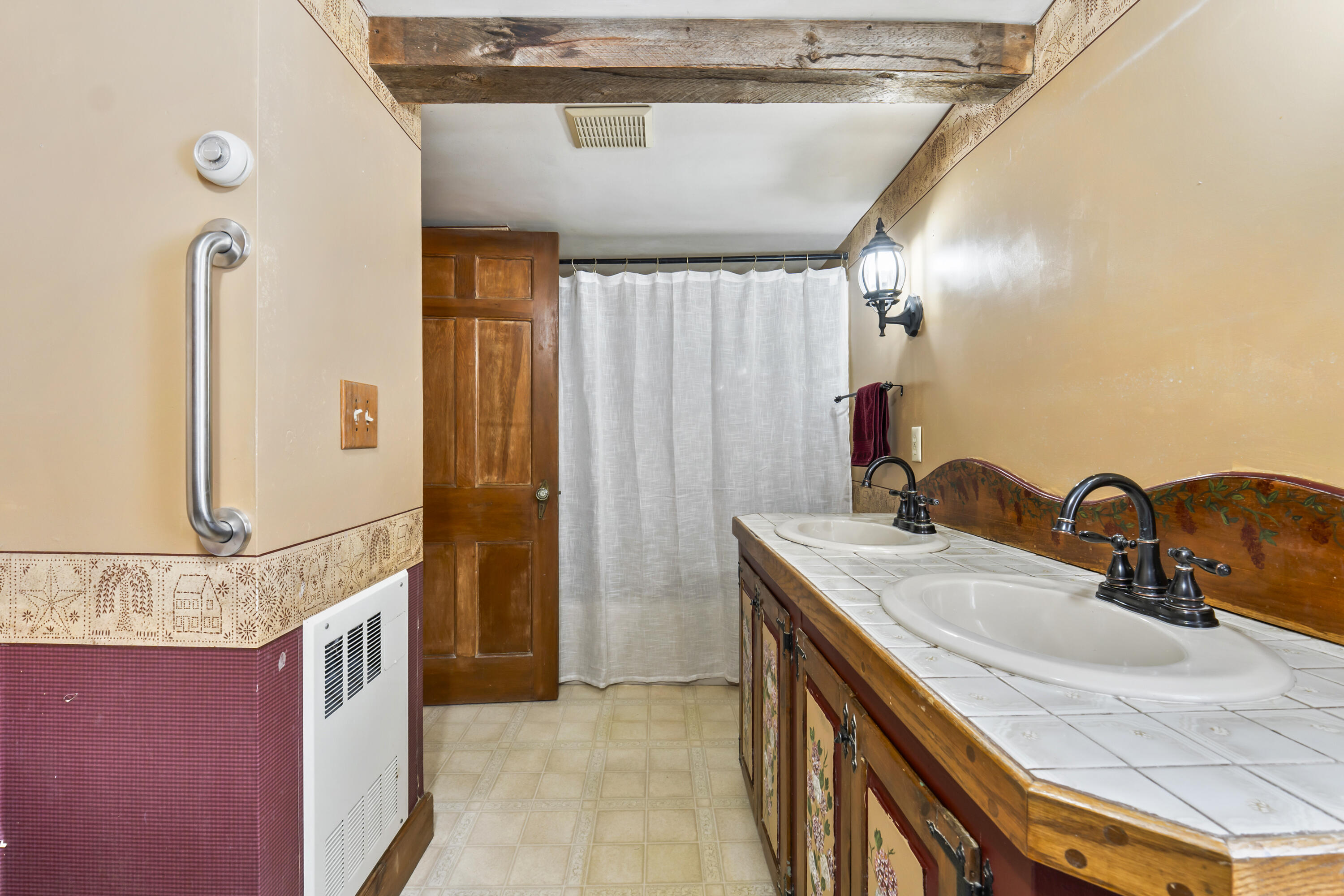 46 N Gorham Road, Gorham, ME, 04038