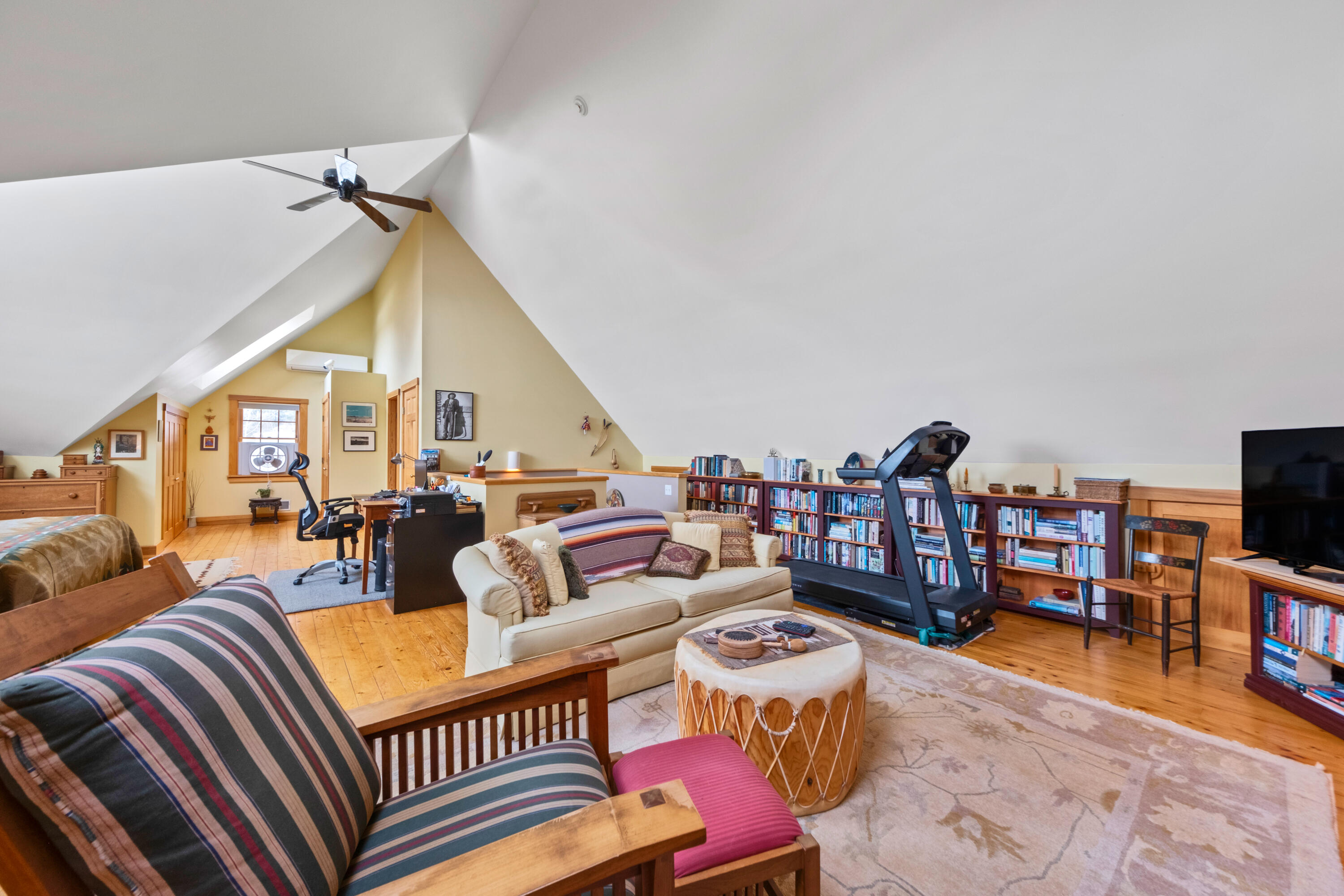 63 Raccoon, Cushing, ME, 04563