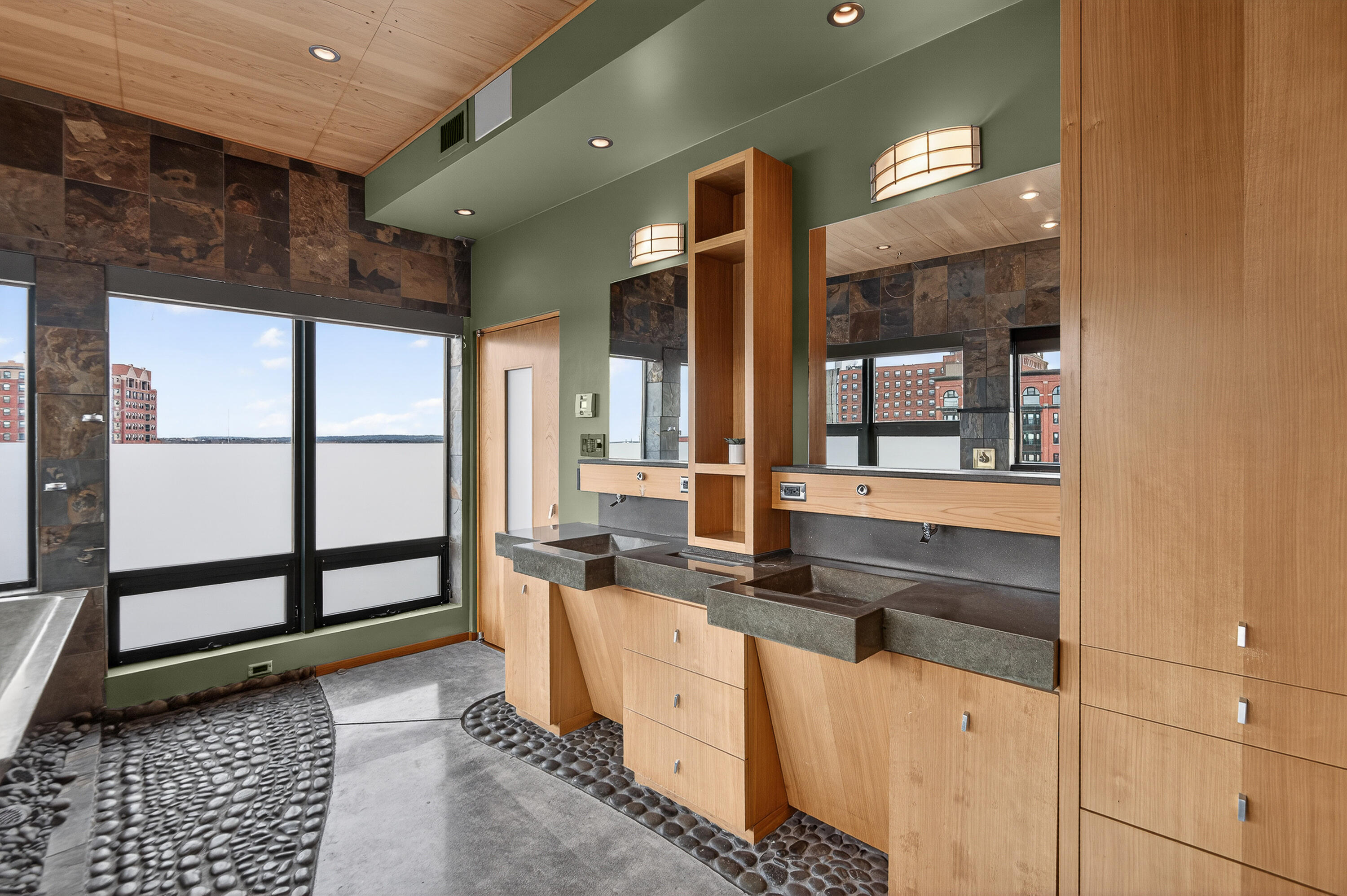 547 Congress Street UNIT PH6, Portland, ME, 04101