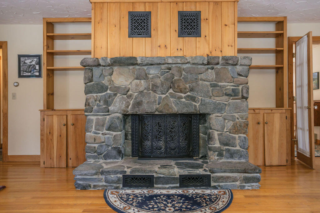 27 Prairie Road, Salem Twp, ME, 04983