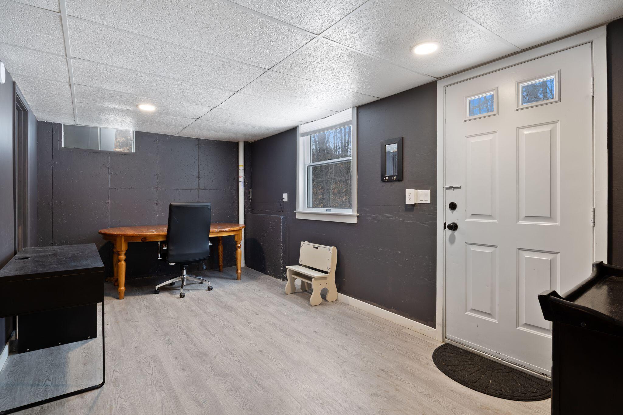 15 Monroe Drive, Naples, ME, 04055