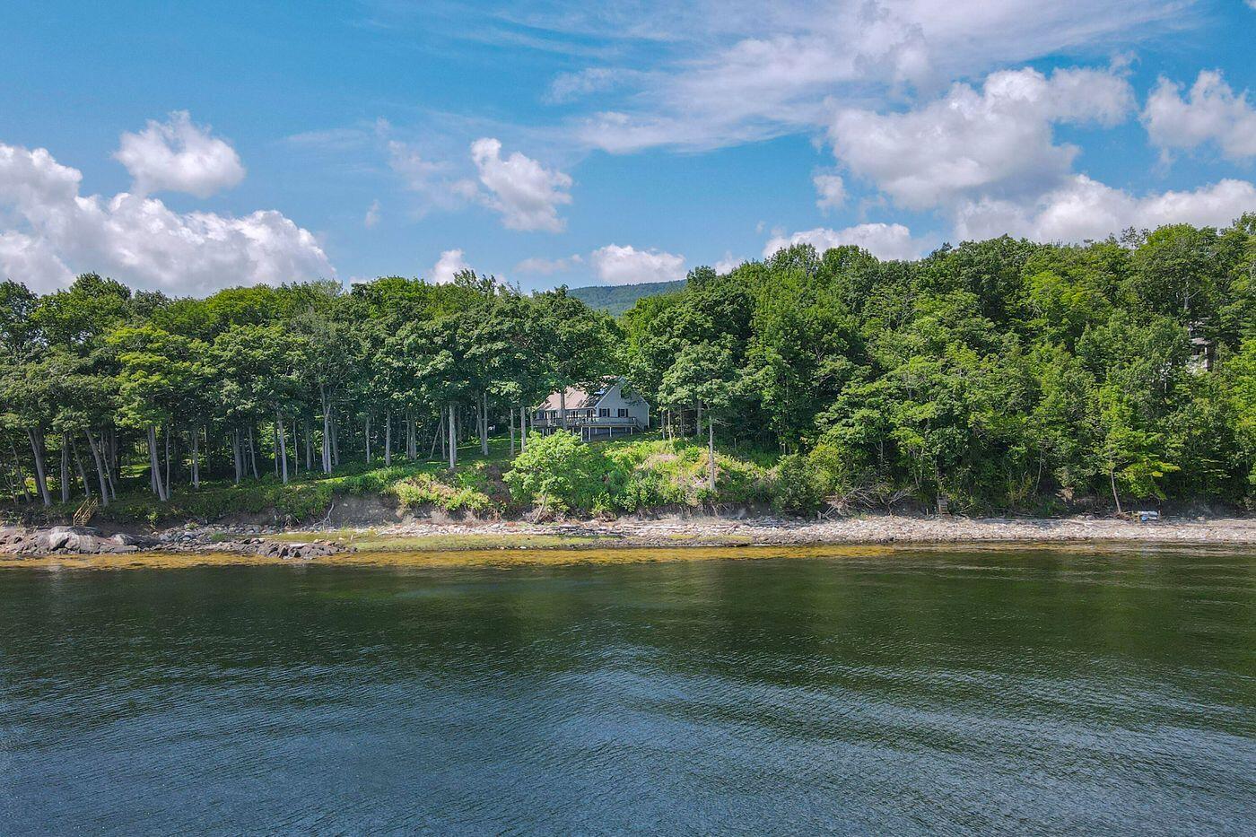 Camden, Maine Real Estate – Find Your Dream Home by the Sea