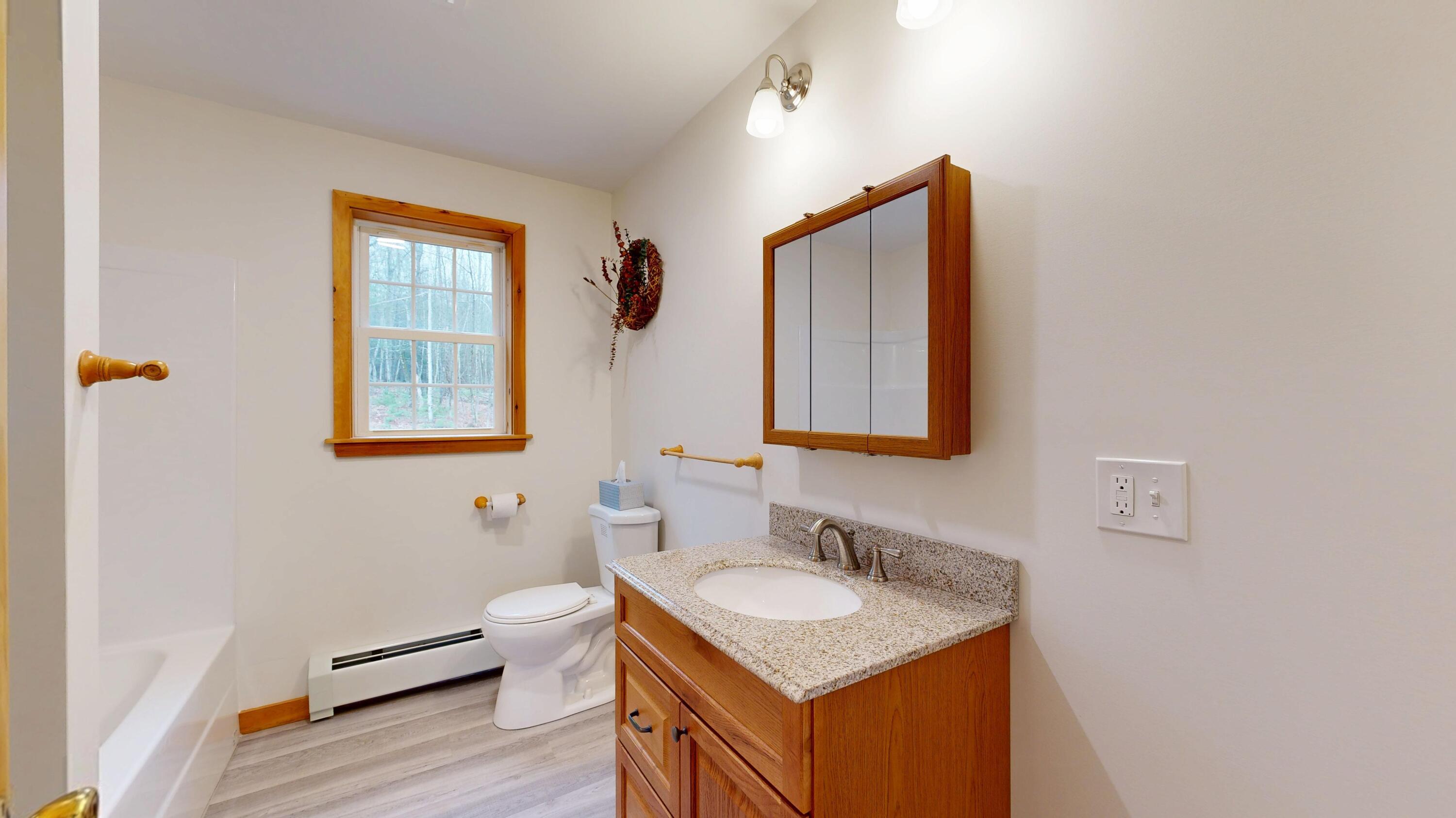 568 Quaker Ridge Road, Greene, ME, 04236
