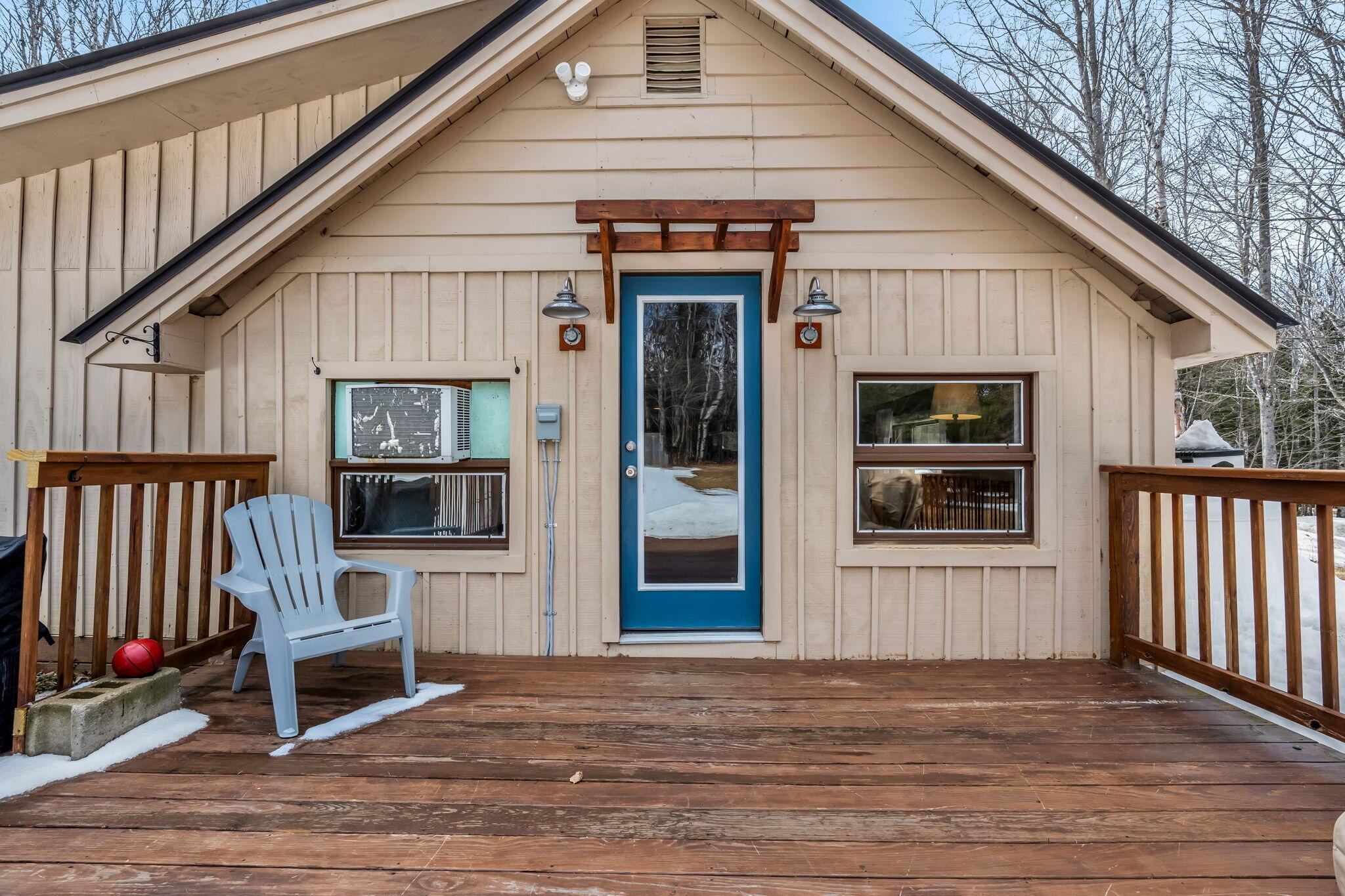 92 Birds Eye Road, Rangeley Plt, ME, 04970