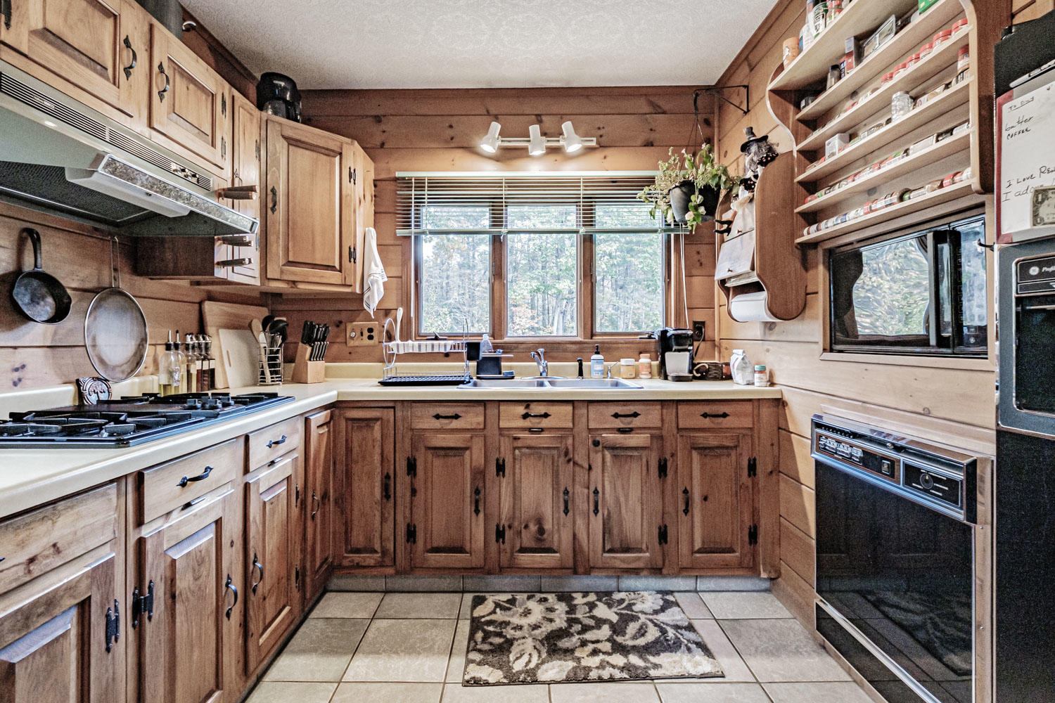 219 Irish Neighborhood Road, Greenwood, ME, 04255