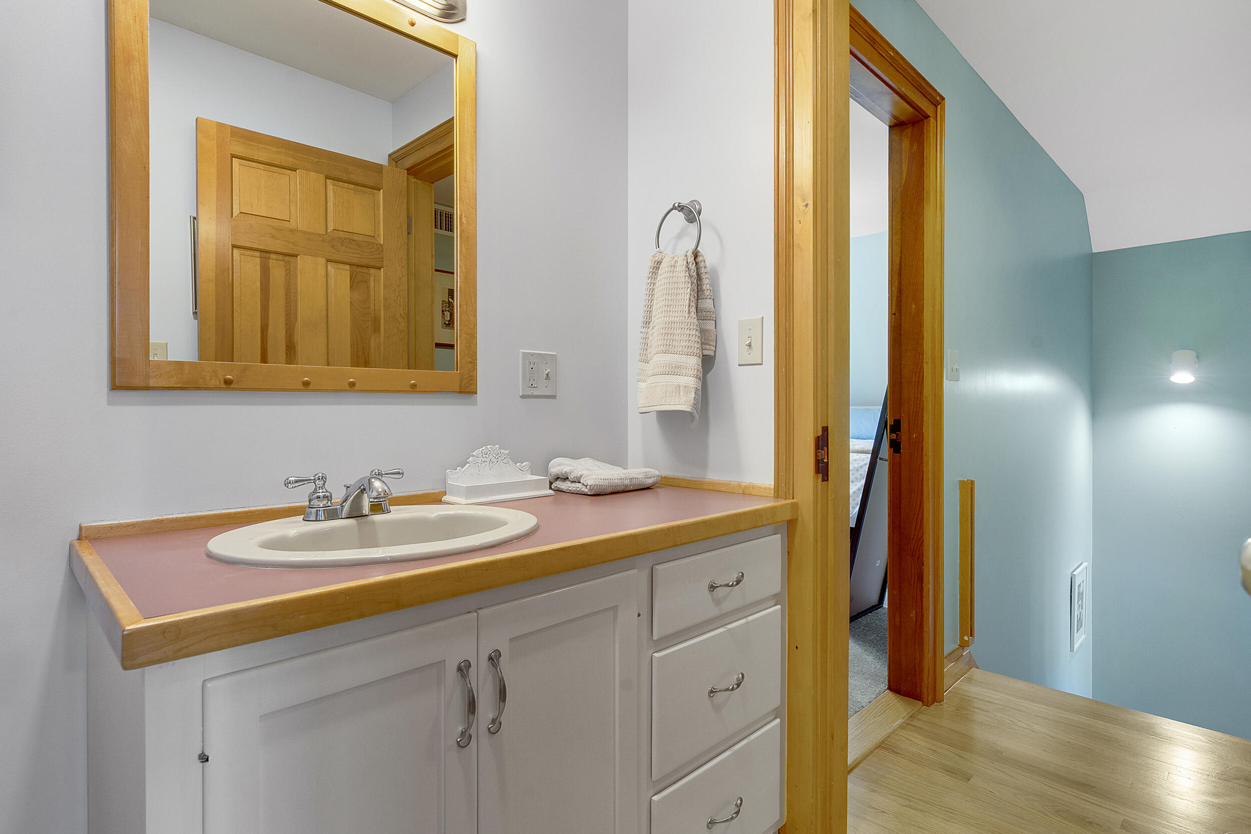 227 Benson Road, Manchester, ME, 04351