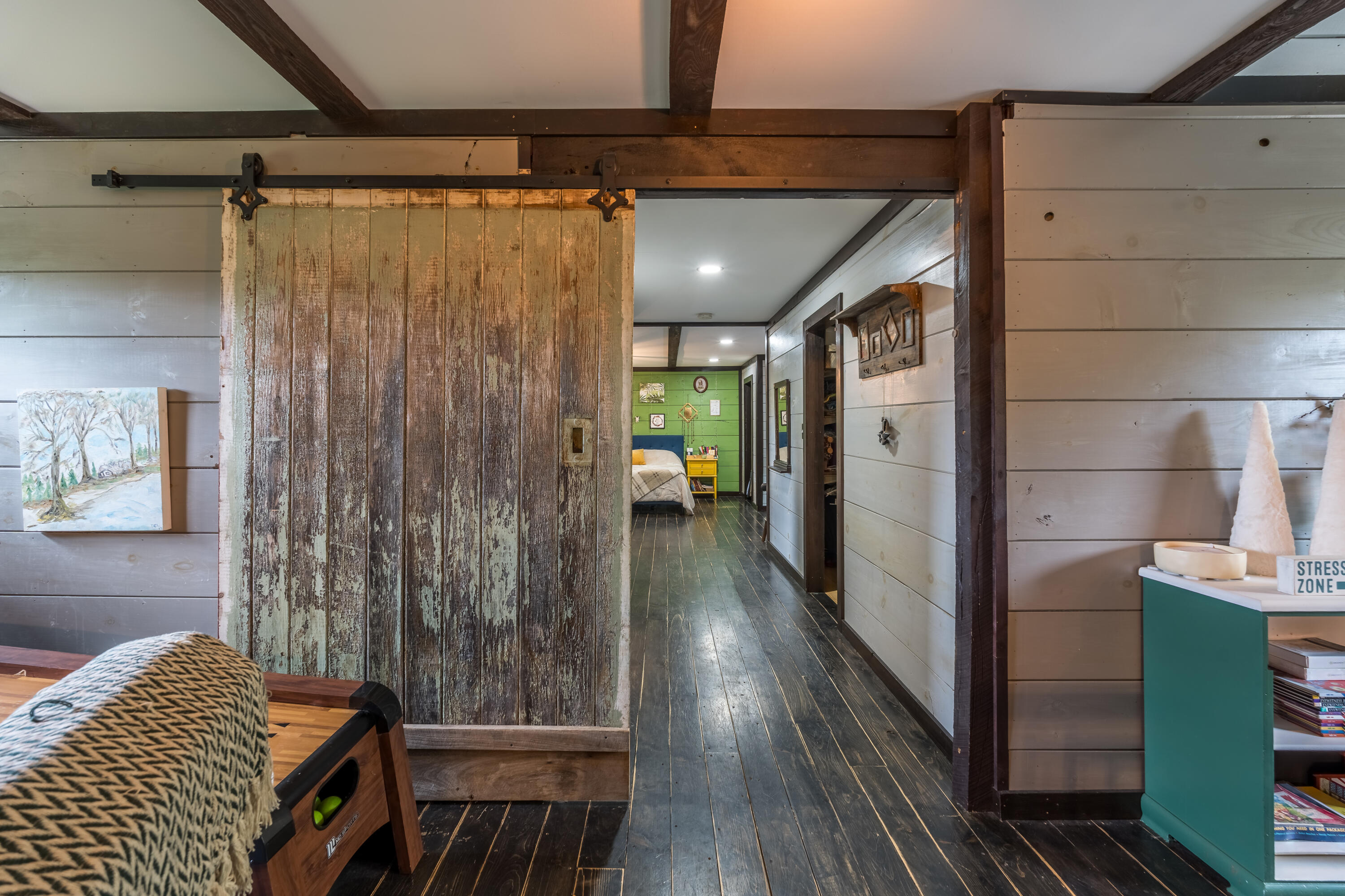 42 East Oxford Road, Paris, ME, 04281