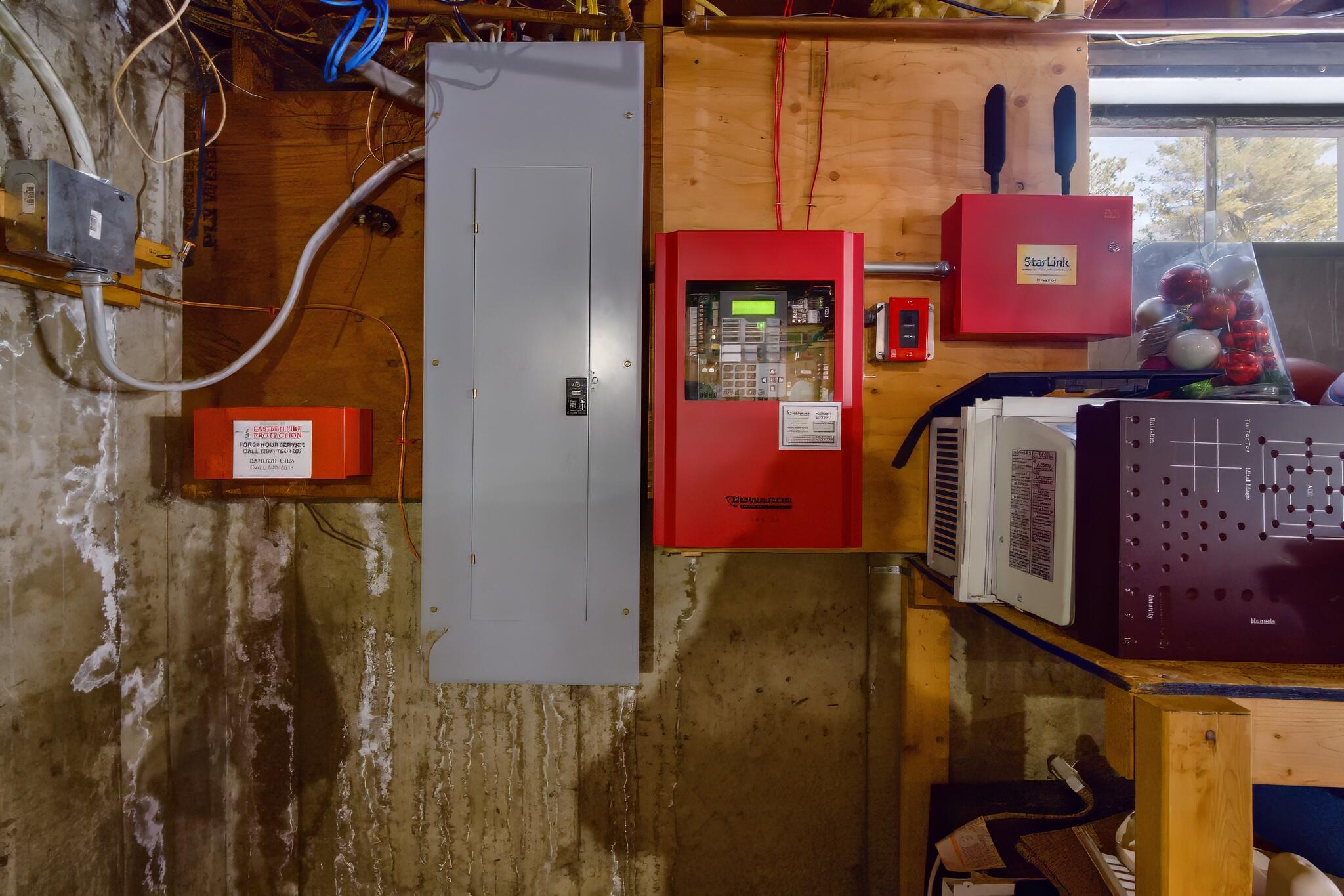 913 Essex Street, Bangor, ME, 04401