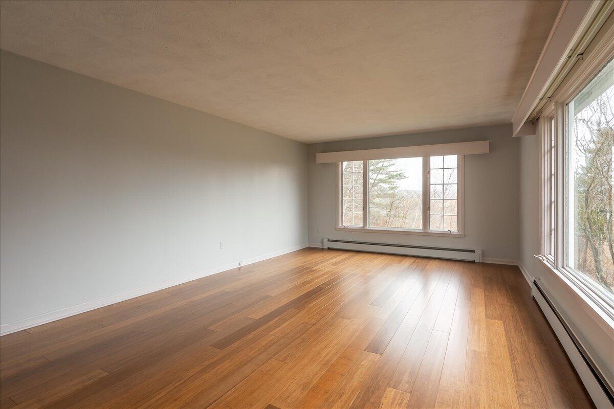 200 Mistic Avenue, Rockport, ME, 04856