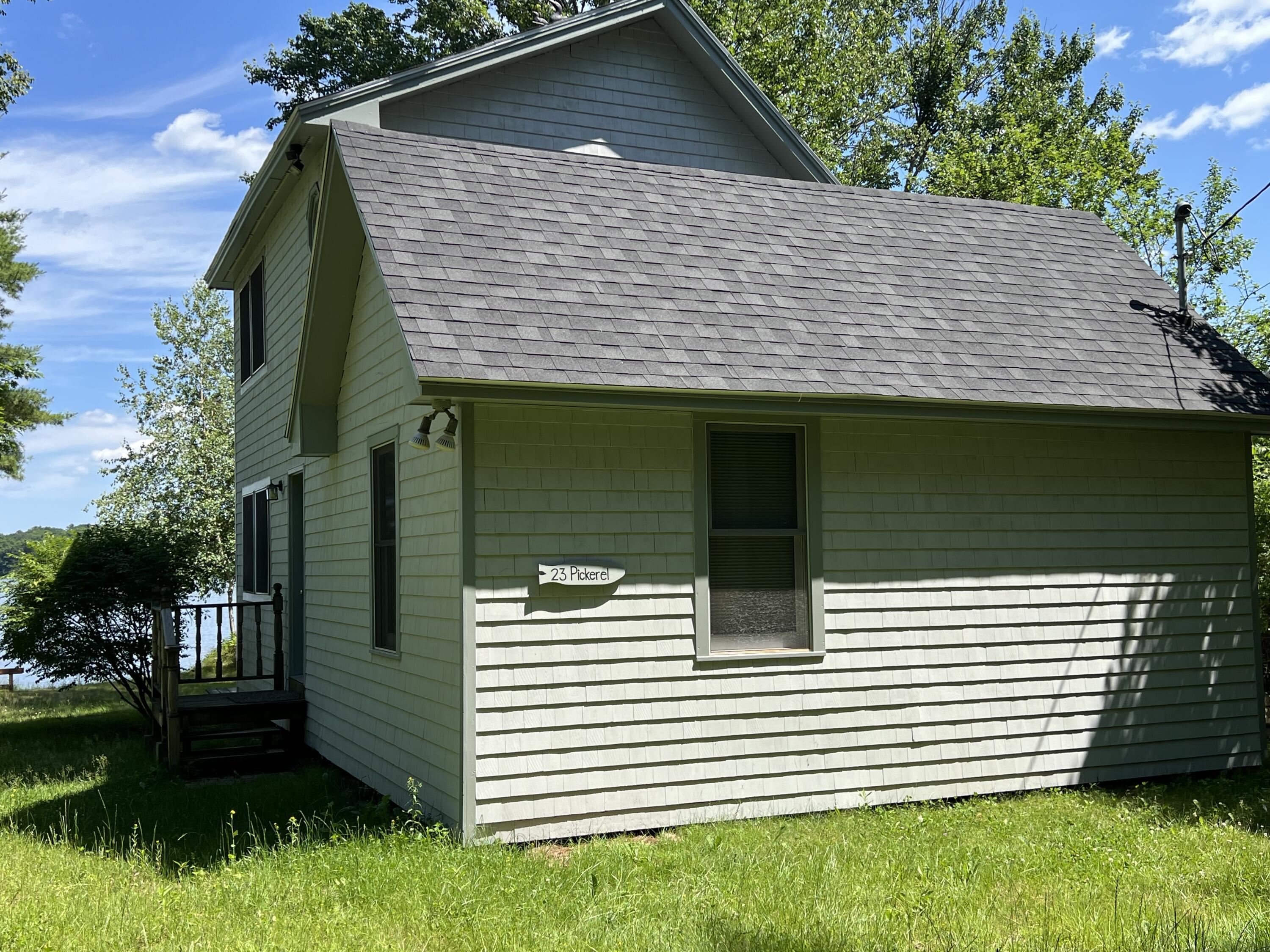 23 Pickerel Lane