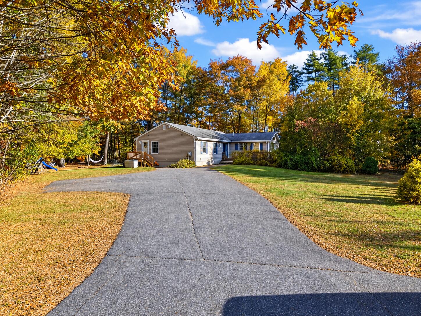 Photo of 27 River Road Topsham ME 04086