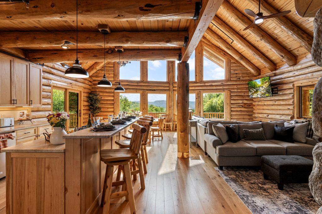 366 Glades View Avenue, Newry, ME, 04261