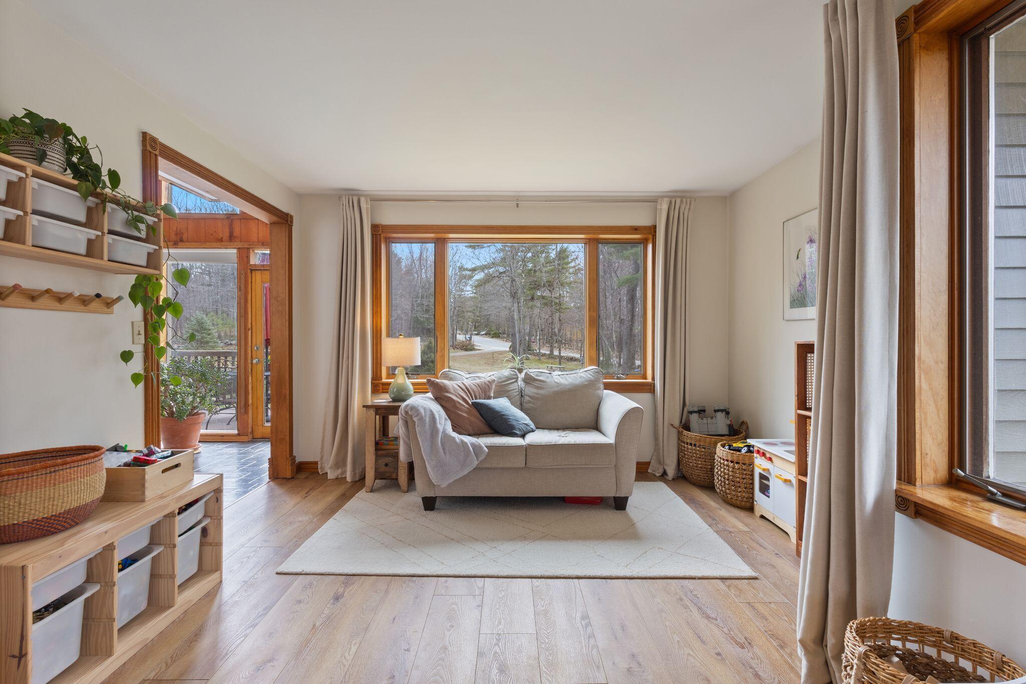 97 Tenny Hill Road, Raymond, ME, 04071