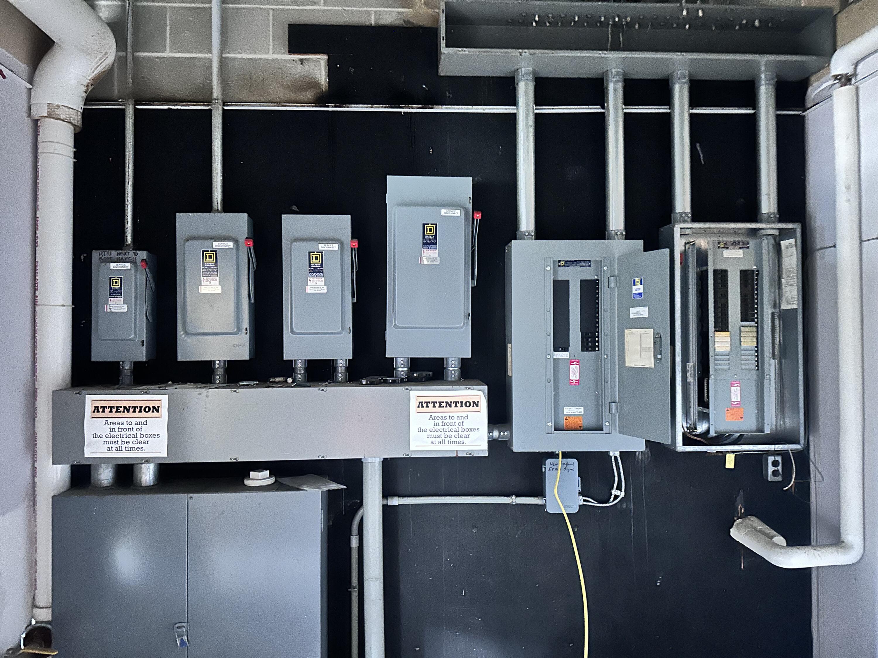 637 Minot Avenue, Auburn, ME, 04210