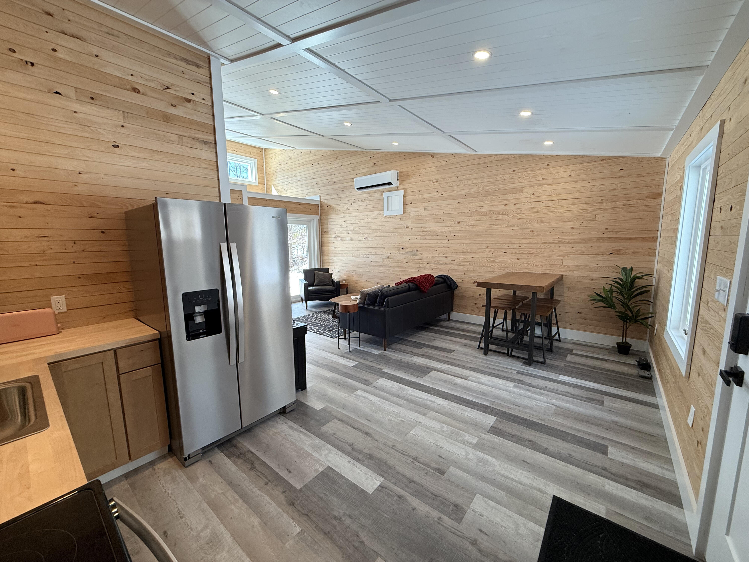 21 Eilidh Lane UNIT 2, Belfast, ME, 04915