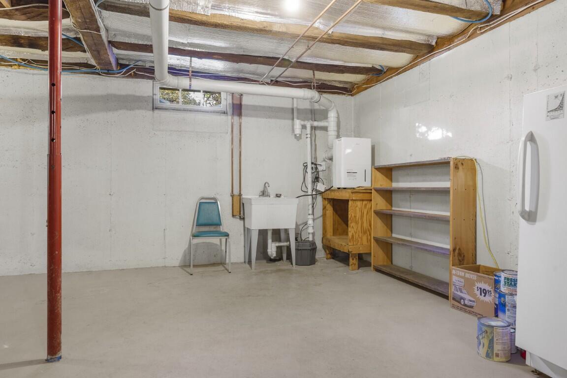 68 Belvedere Road, Nobleboro, ME, 04555