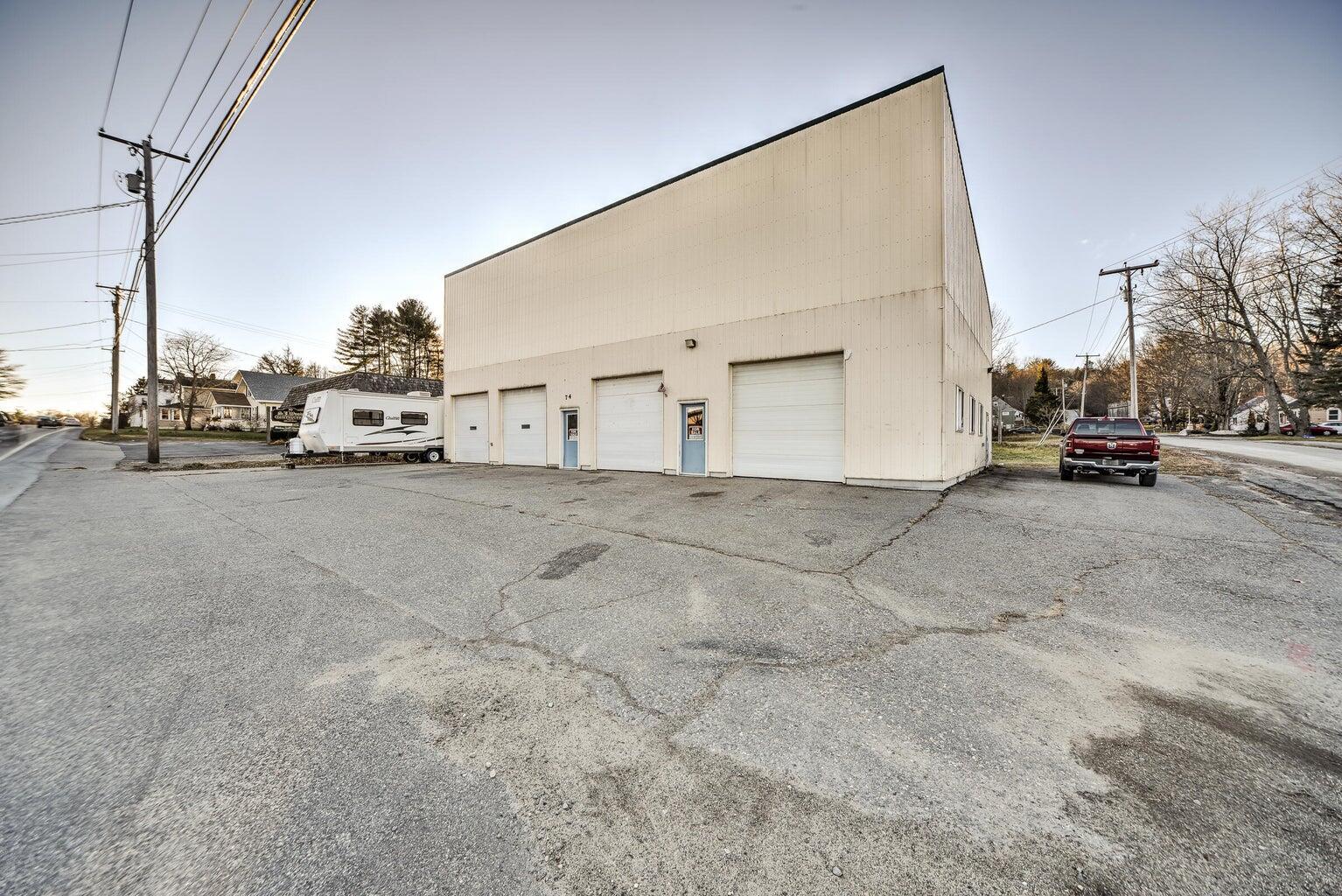 74 Route 133, Winthrop, ME, 04364