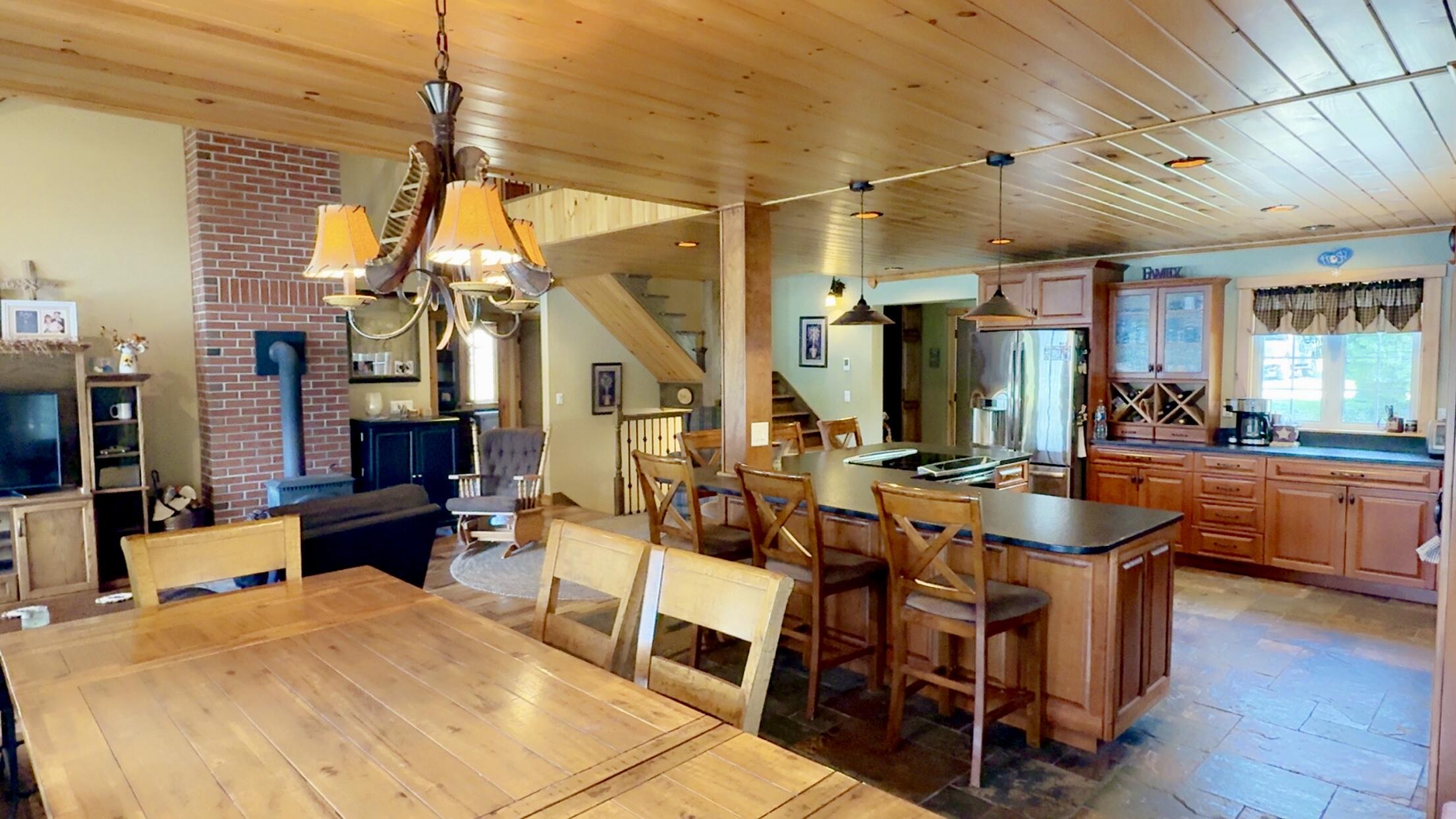 446 E Van Buren Cove Road, T17 R3 Wels, ME 04785 IMG_6501