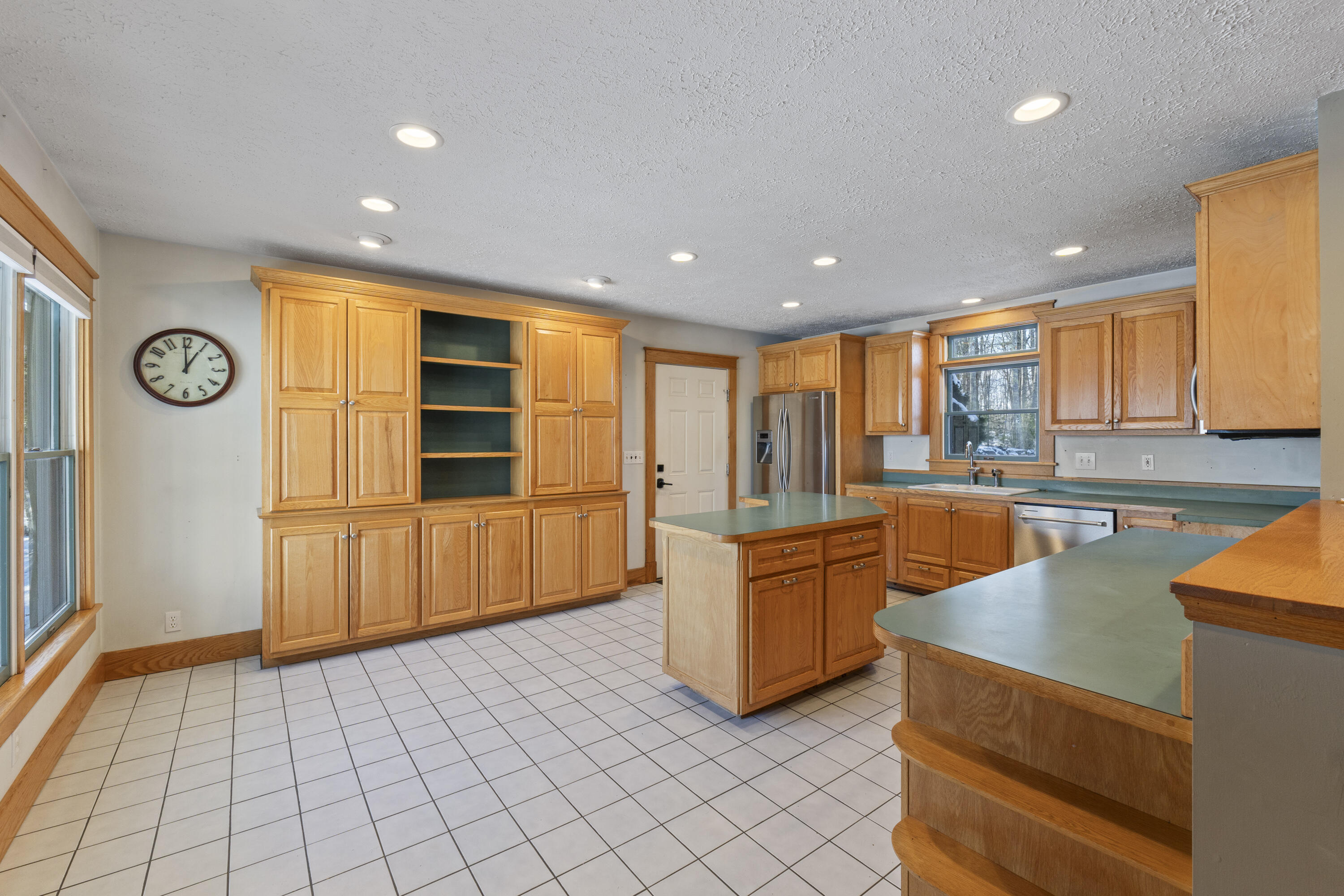 467 Bay Road, Bowdoinham, ME, 04008