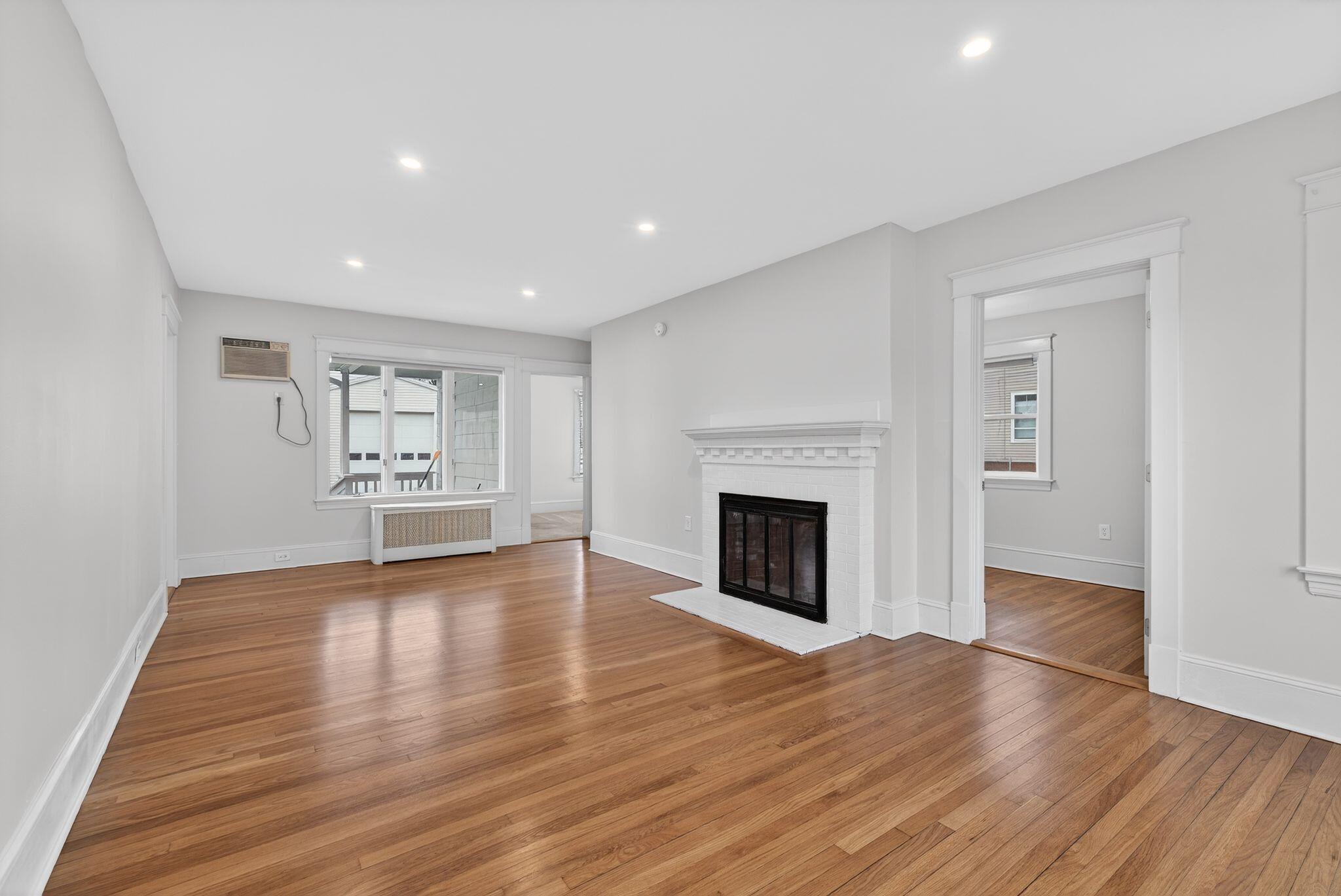 930 Forest Avenue, Portland, ME, 04103