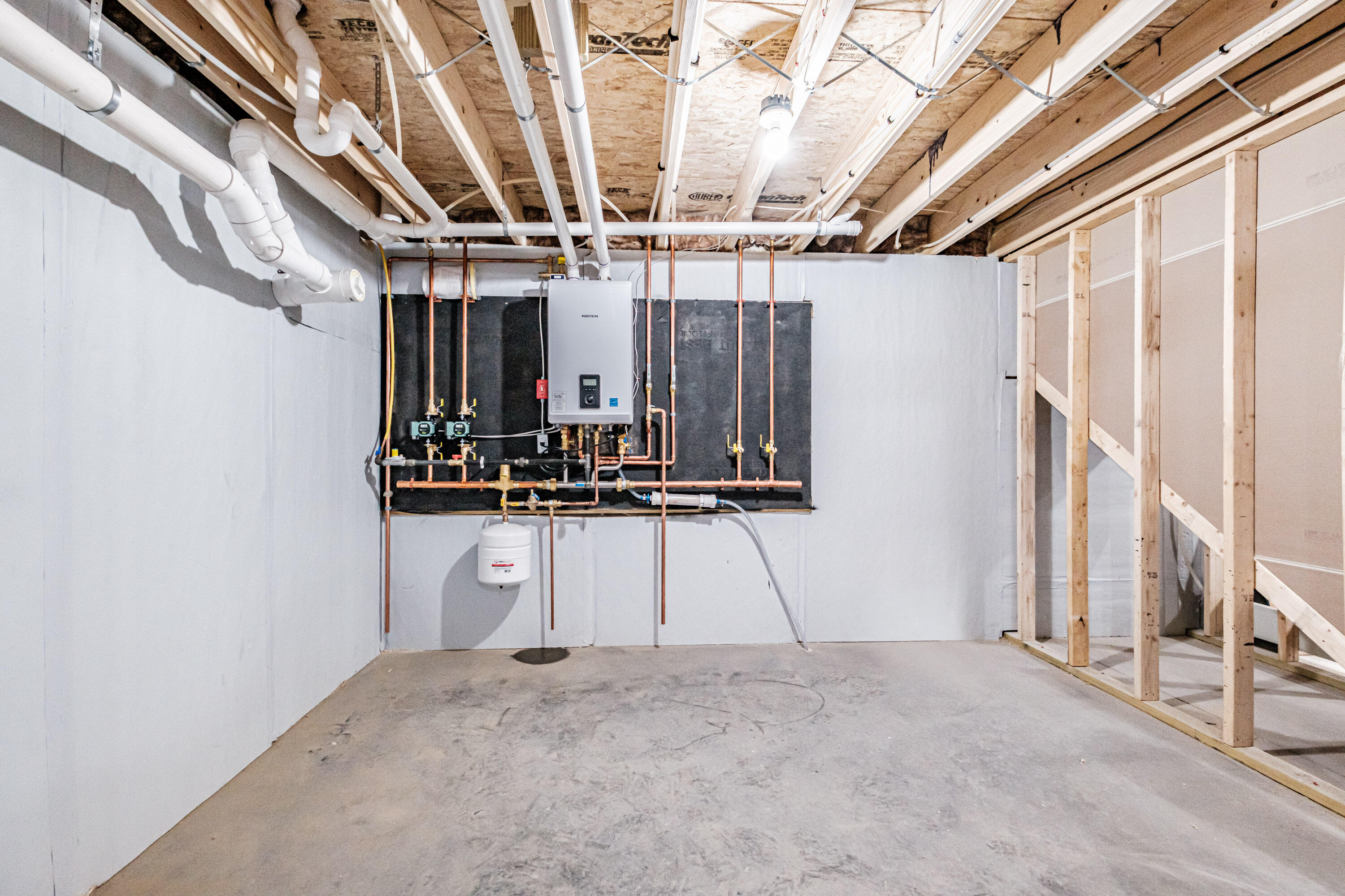 3 Lochview Drive, Lewiston, ME, 04240