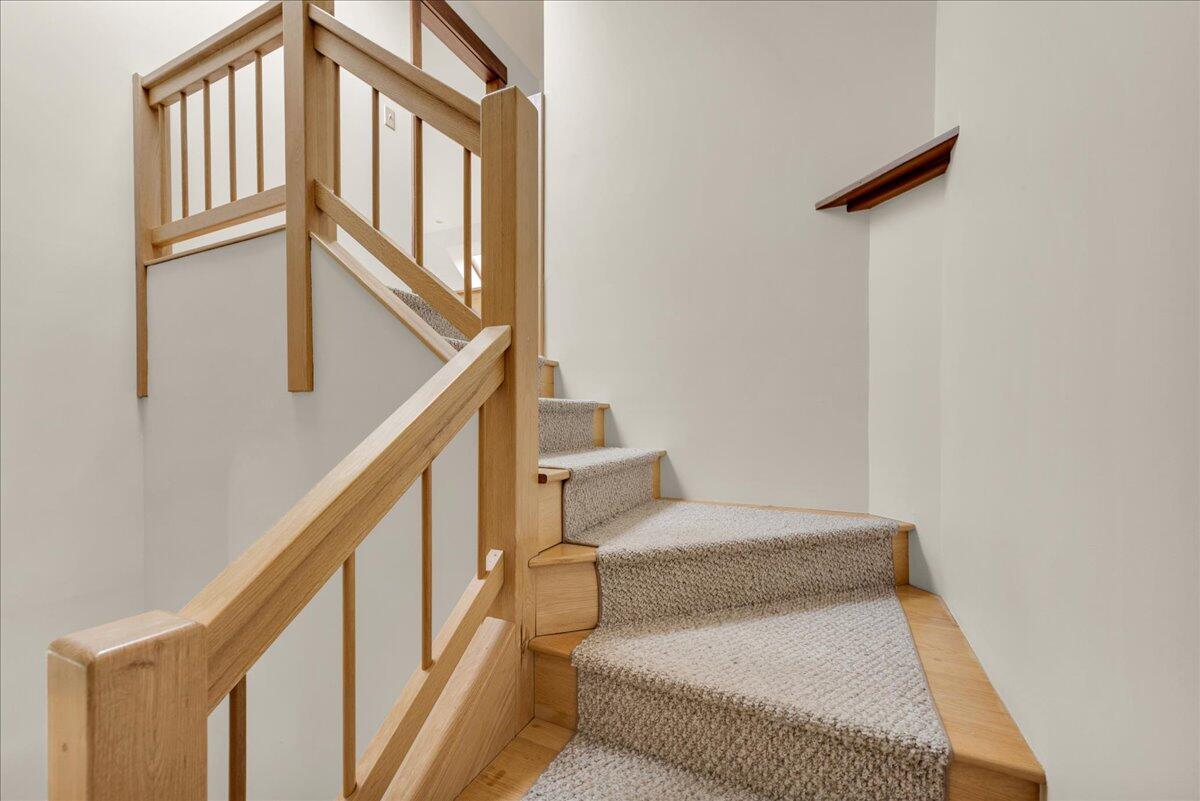 70 Ledgewood Lane, Blue Hill, ME, 04614