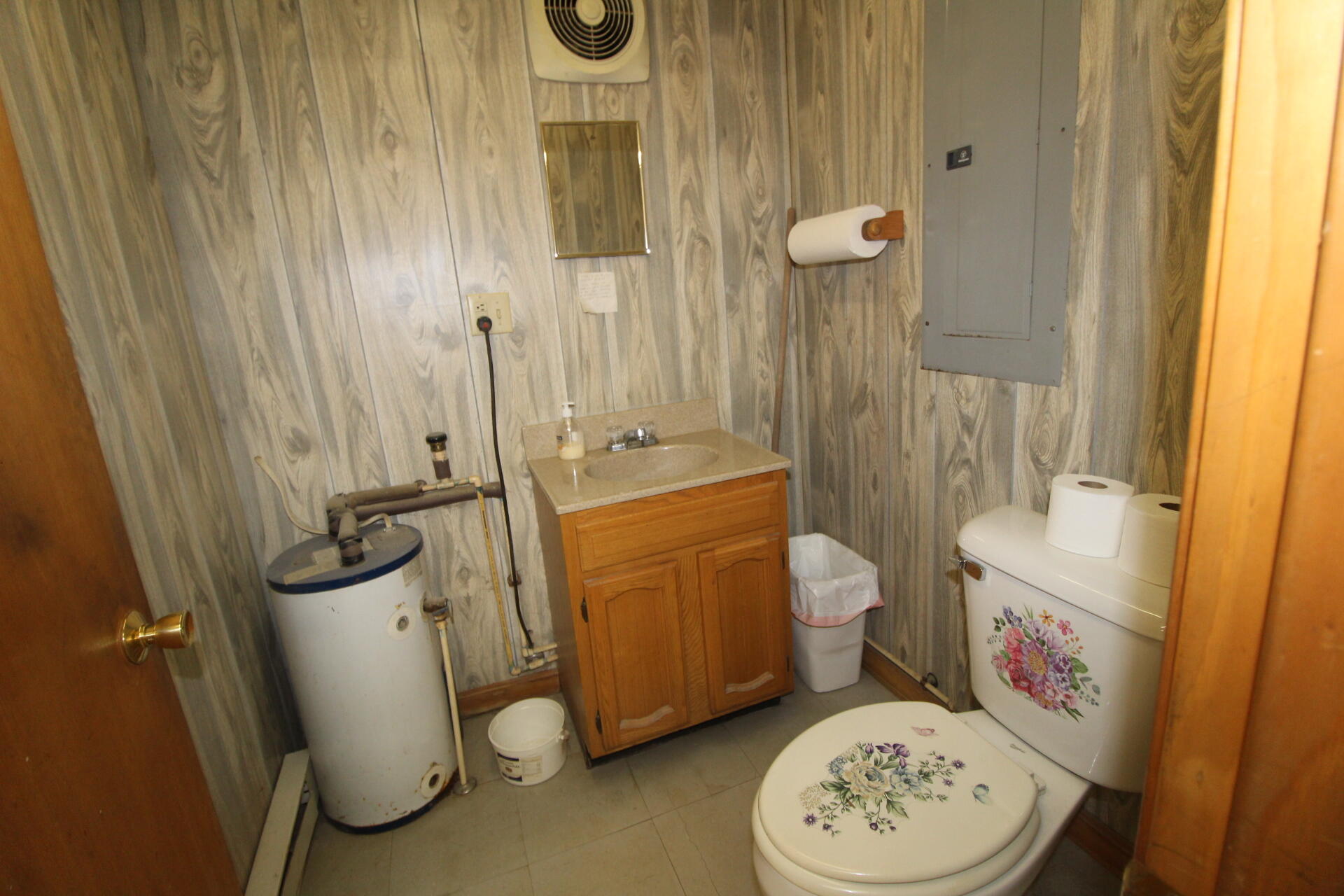 185 Belmont Avenue, Belfast, ME, 04915