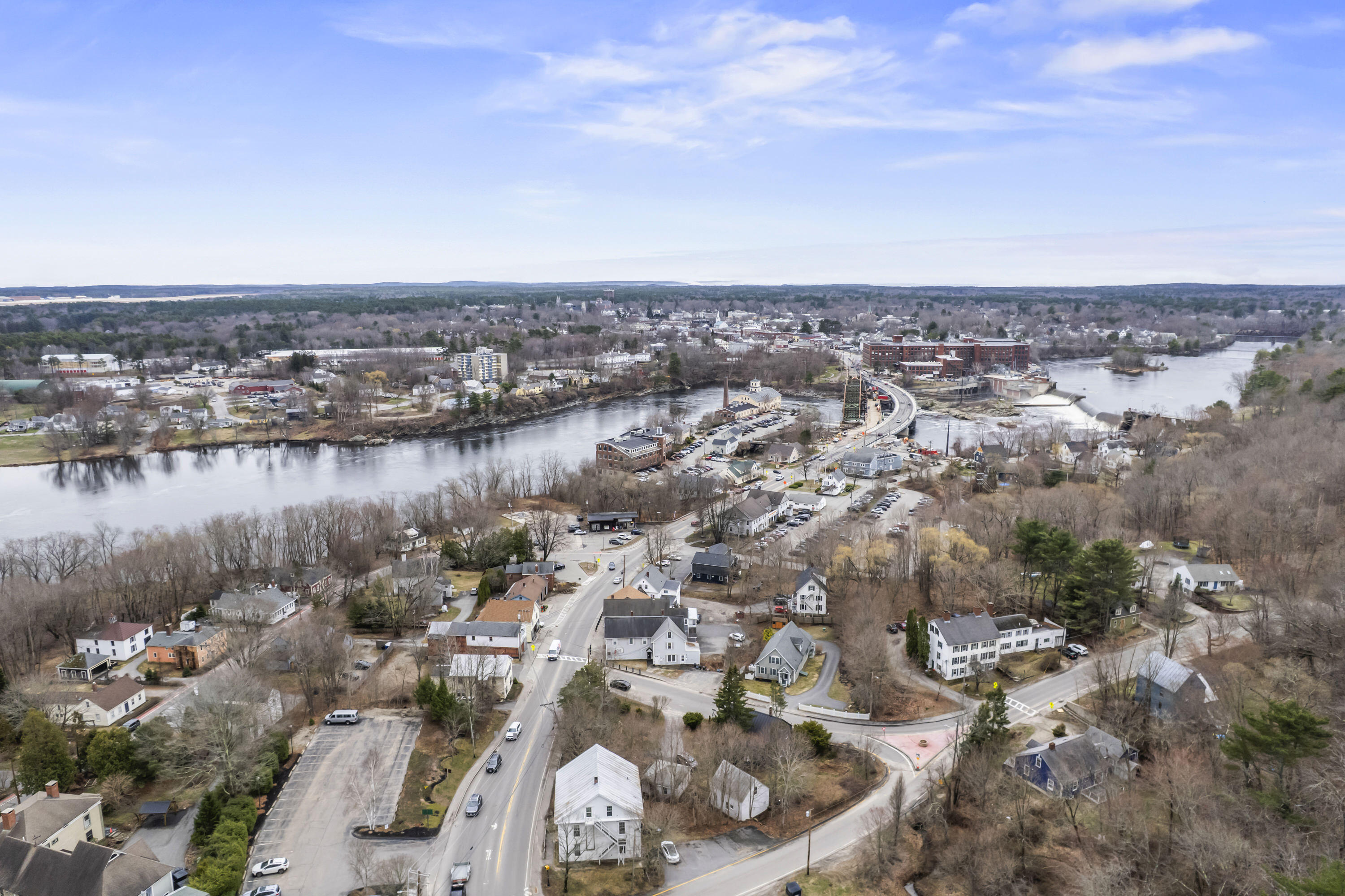 16 Main Street, Topsham, ME, 04086