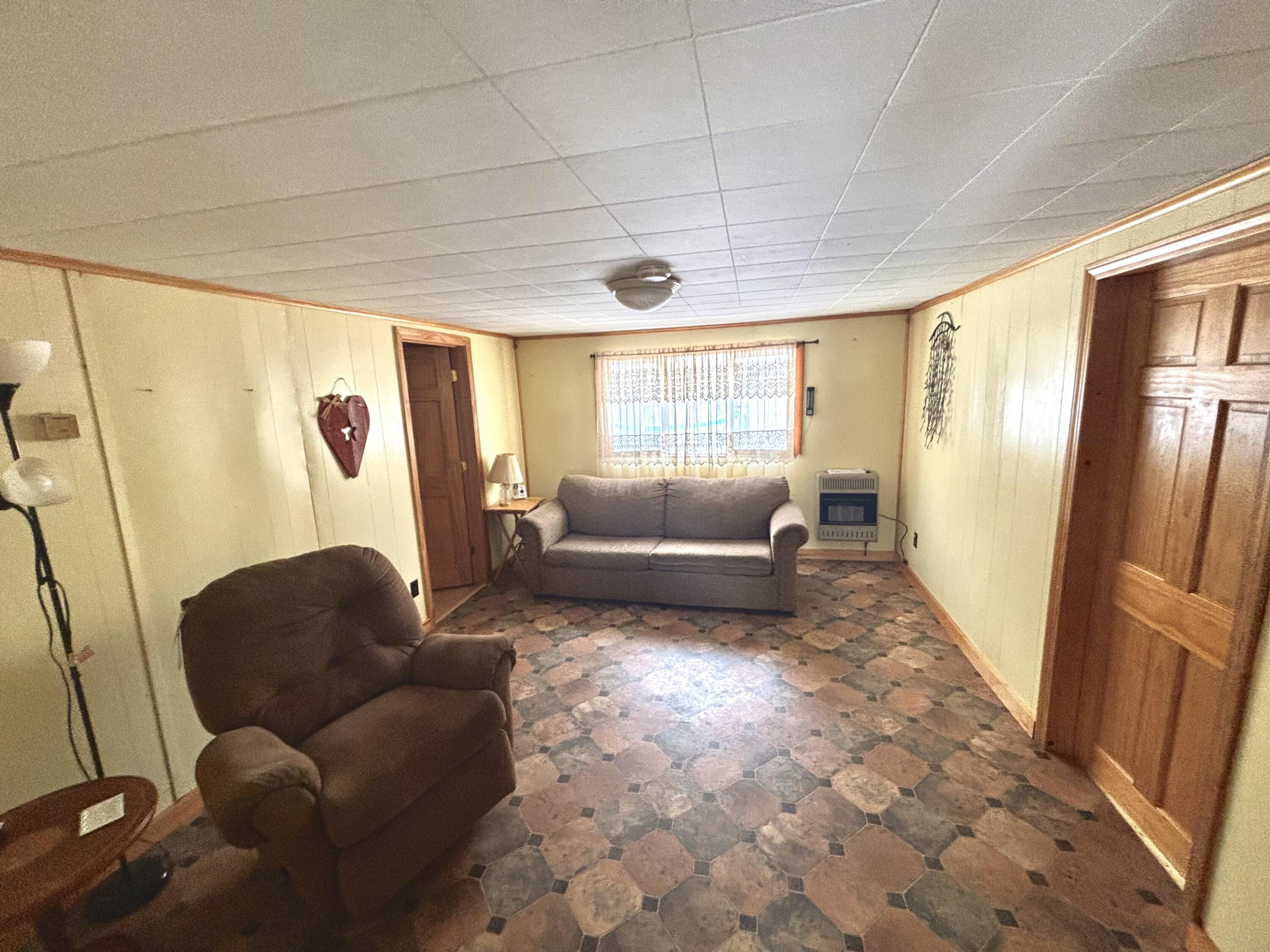 6 Horseshoe Road, Medway, ME, 04460