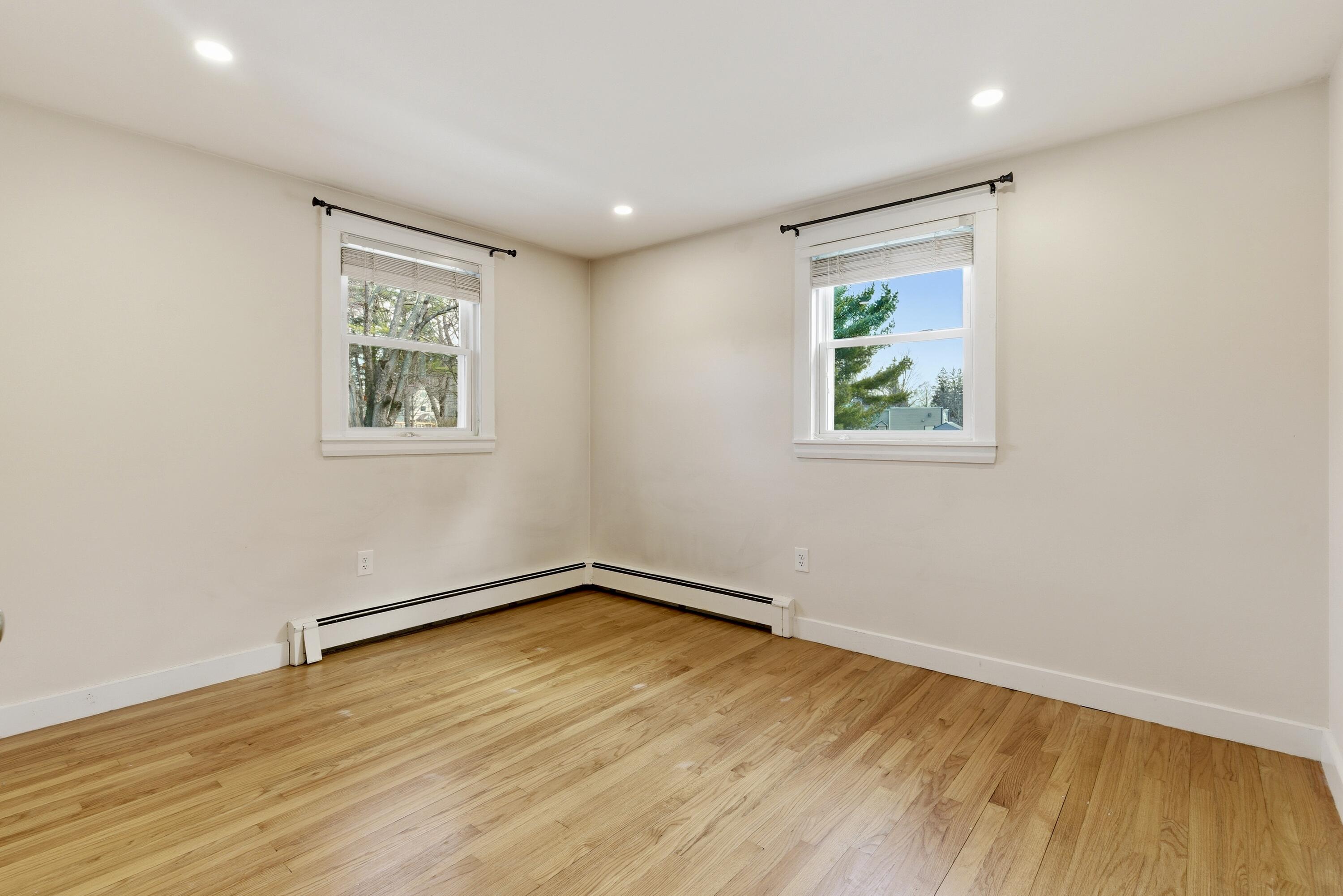 7 Sunset View Street, Gray, ME, 04039