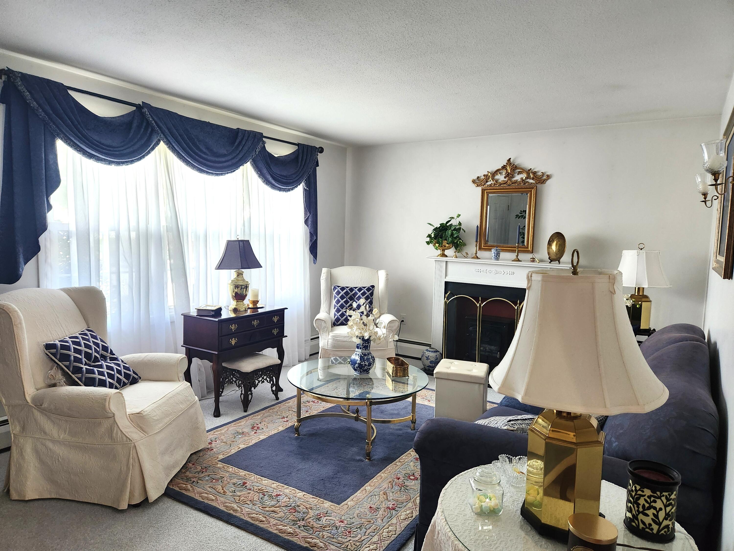 12 Dee Street, Auburn, ME, 04210