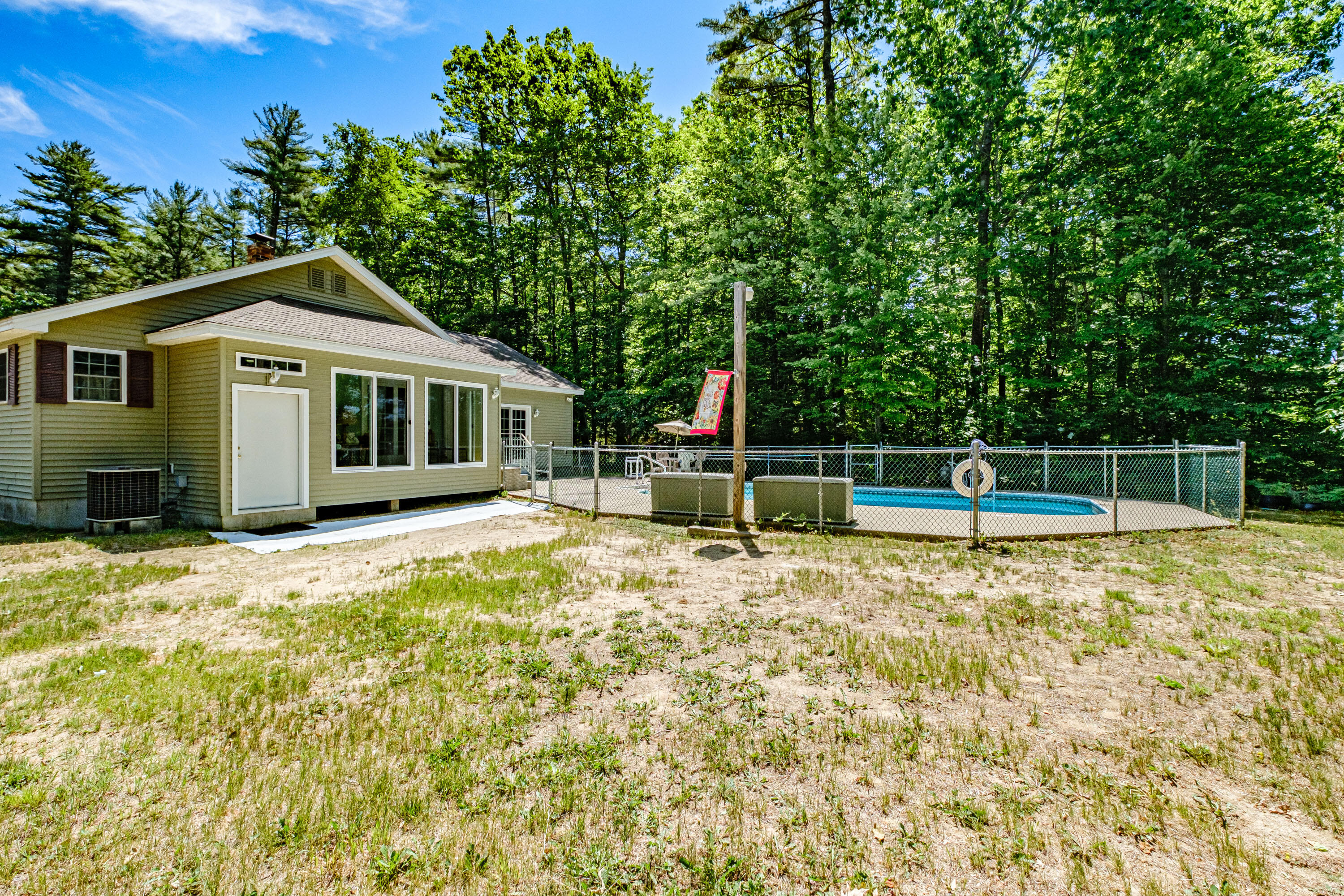 30 Kevin Heights, Paris, ME, 04281-1304
