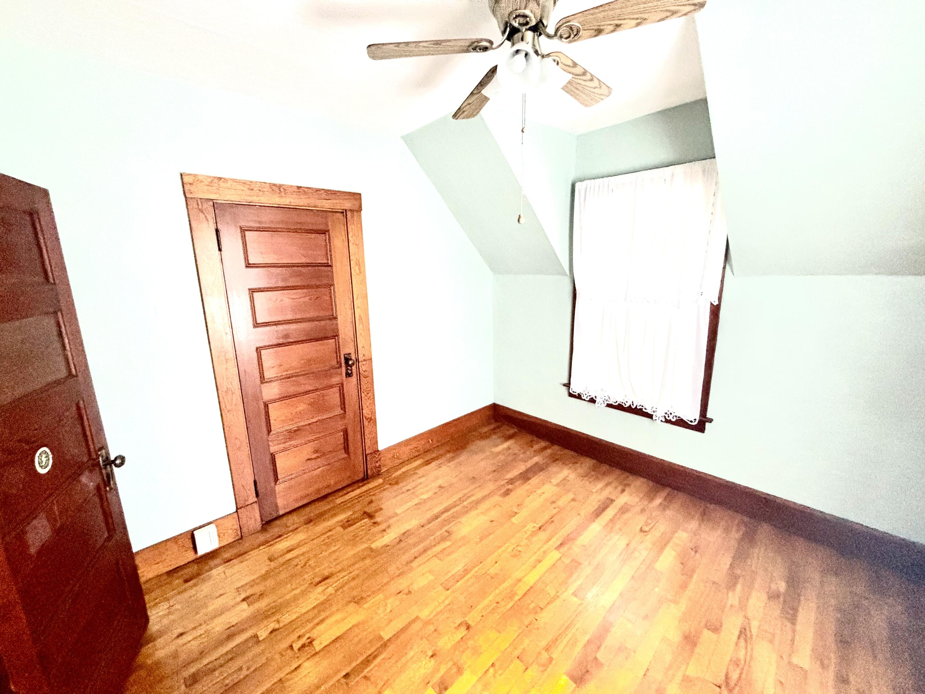 34 Lincoln Street, Millinocket, ME, 04462