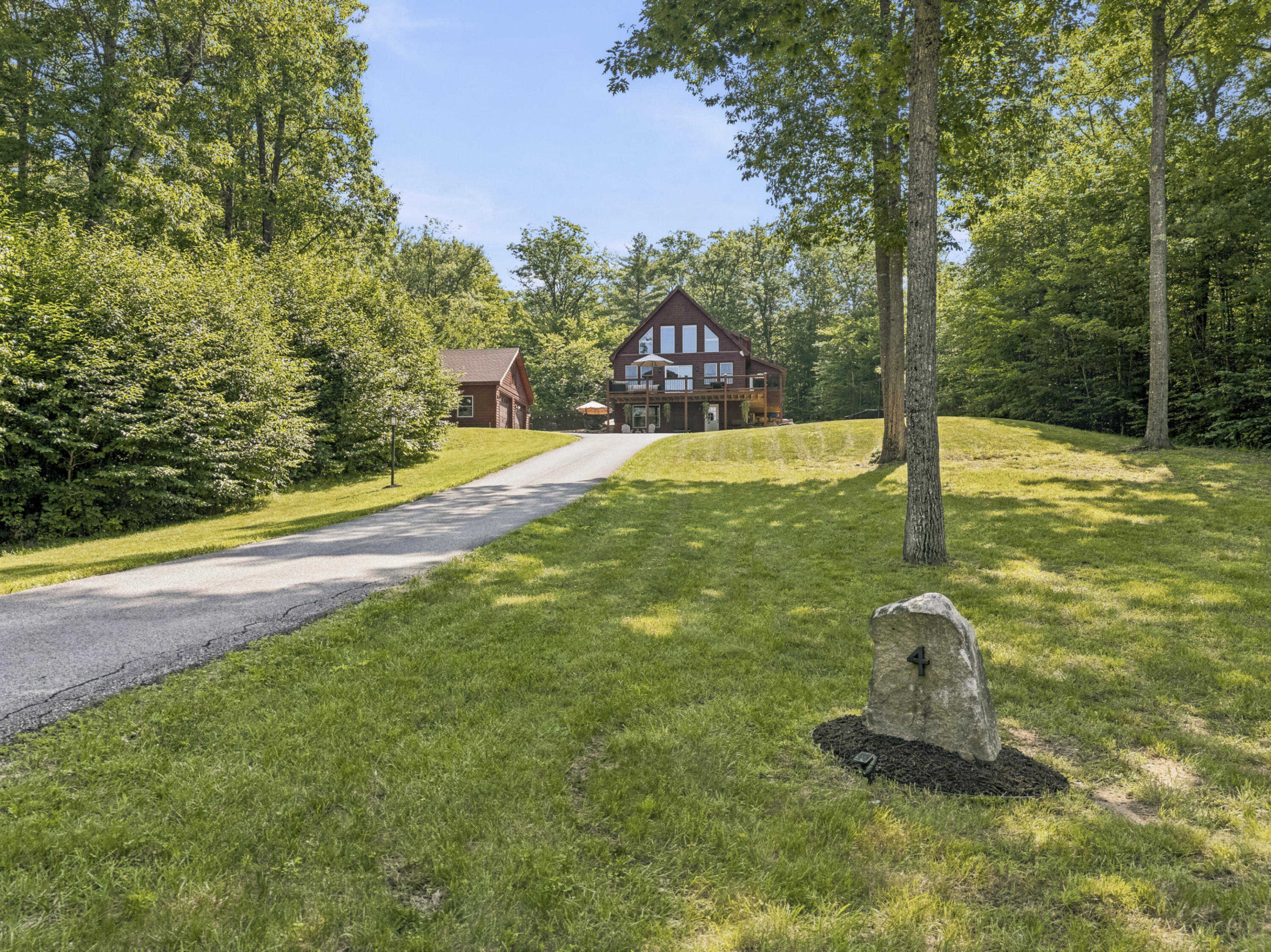 Photo of 4 Oak Ridge Road Bethel ME 04217